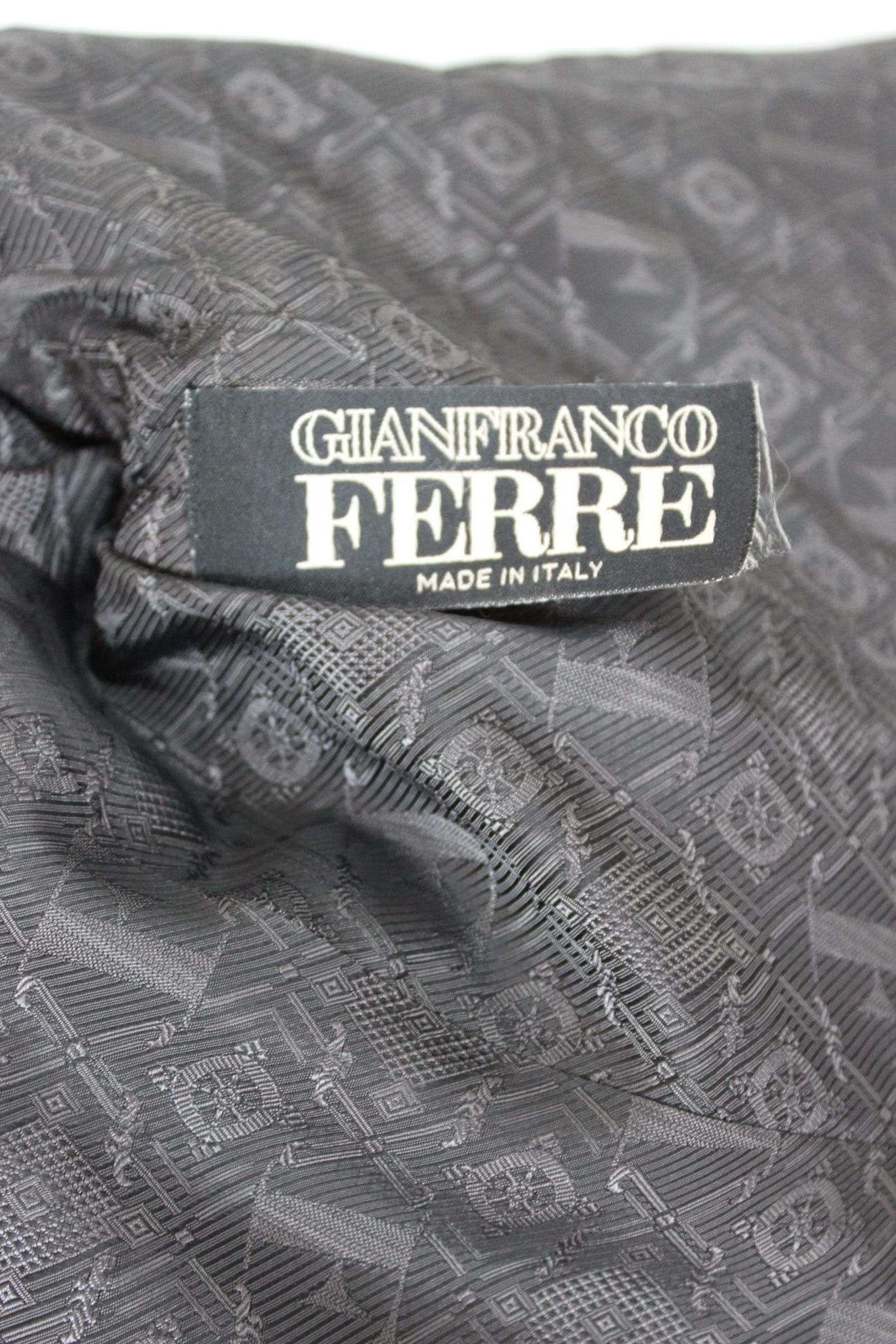 Gianfranco Ferrè Gray Wool Coat For Sale 2
