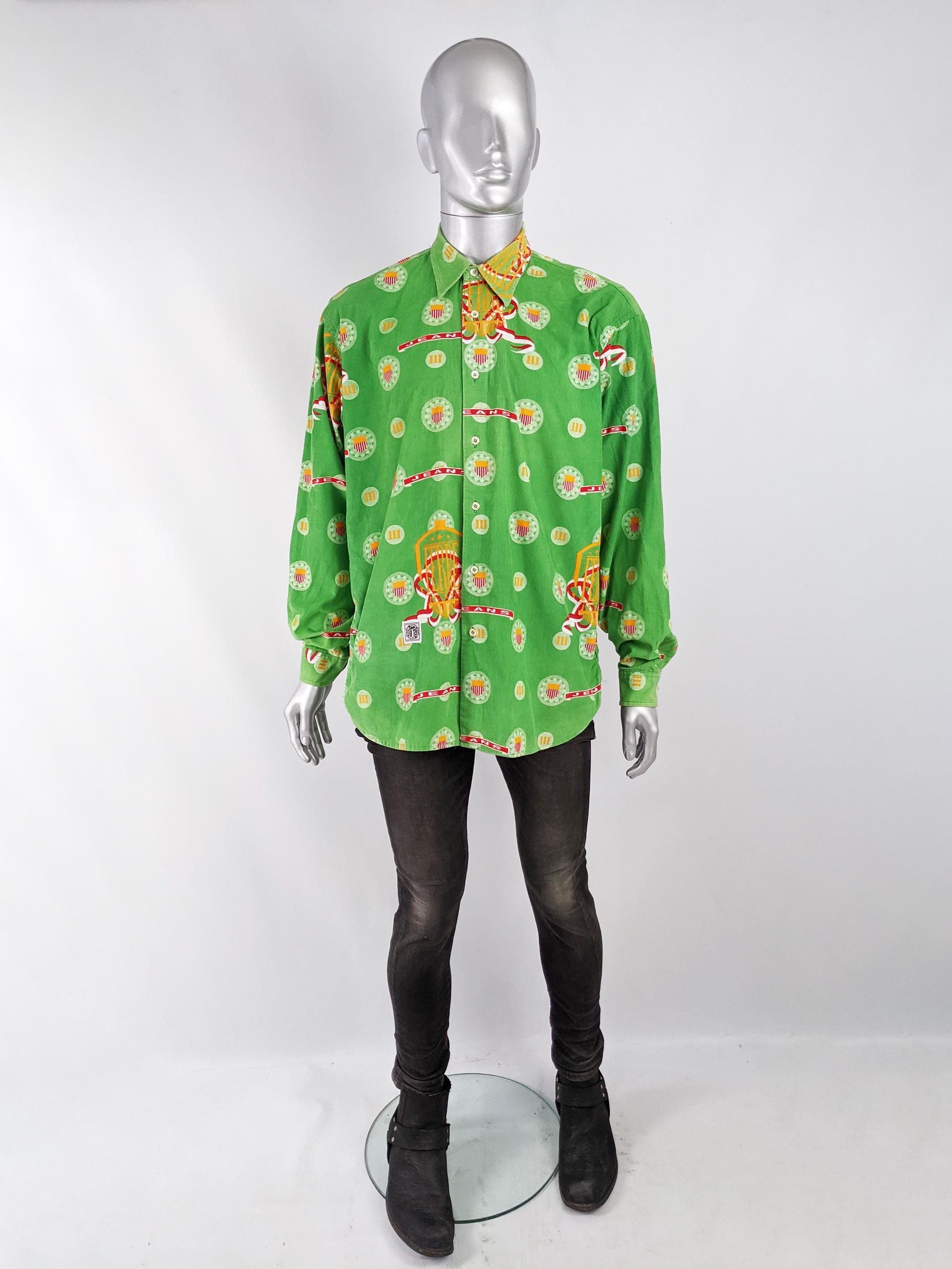 An amazing vintage mens long sleeve shirt by luxury Italian fashion designer and creative director at Dior in the 90s, Gianfranco Ferré. In a bold green needlecord corduroy fabric with an oversized cut and bright spellout pattern throughout. 

Size: