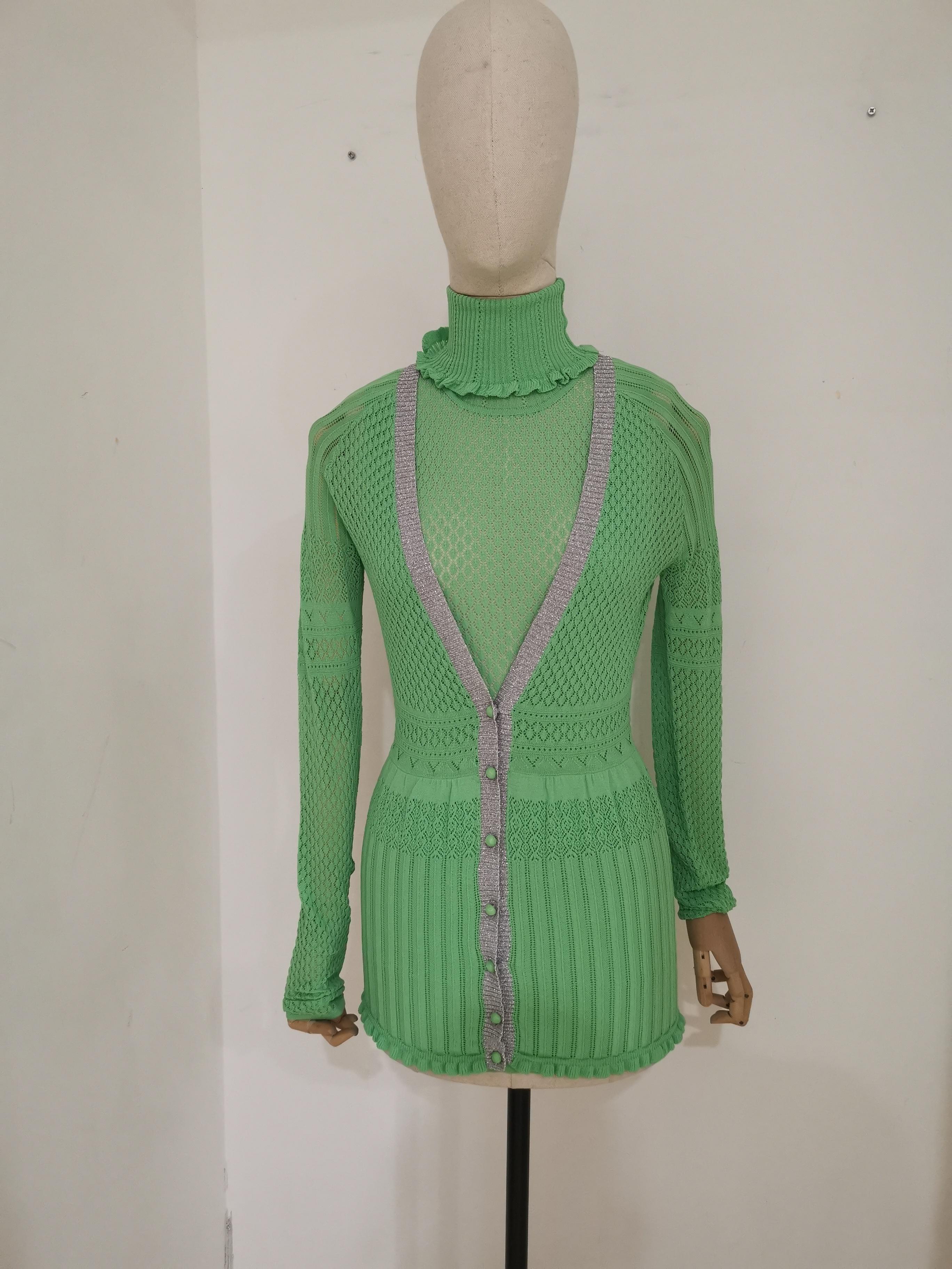 Gianfranco Ferré green twin set
totally made in italy in size S