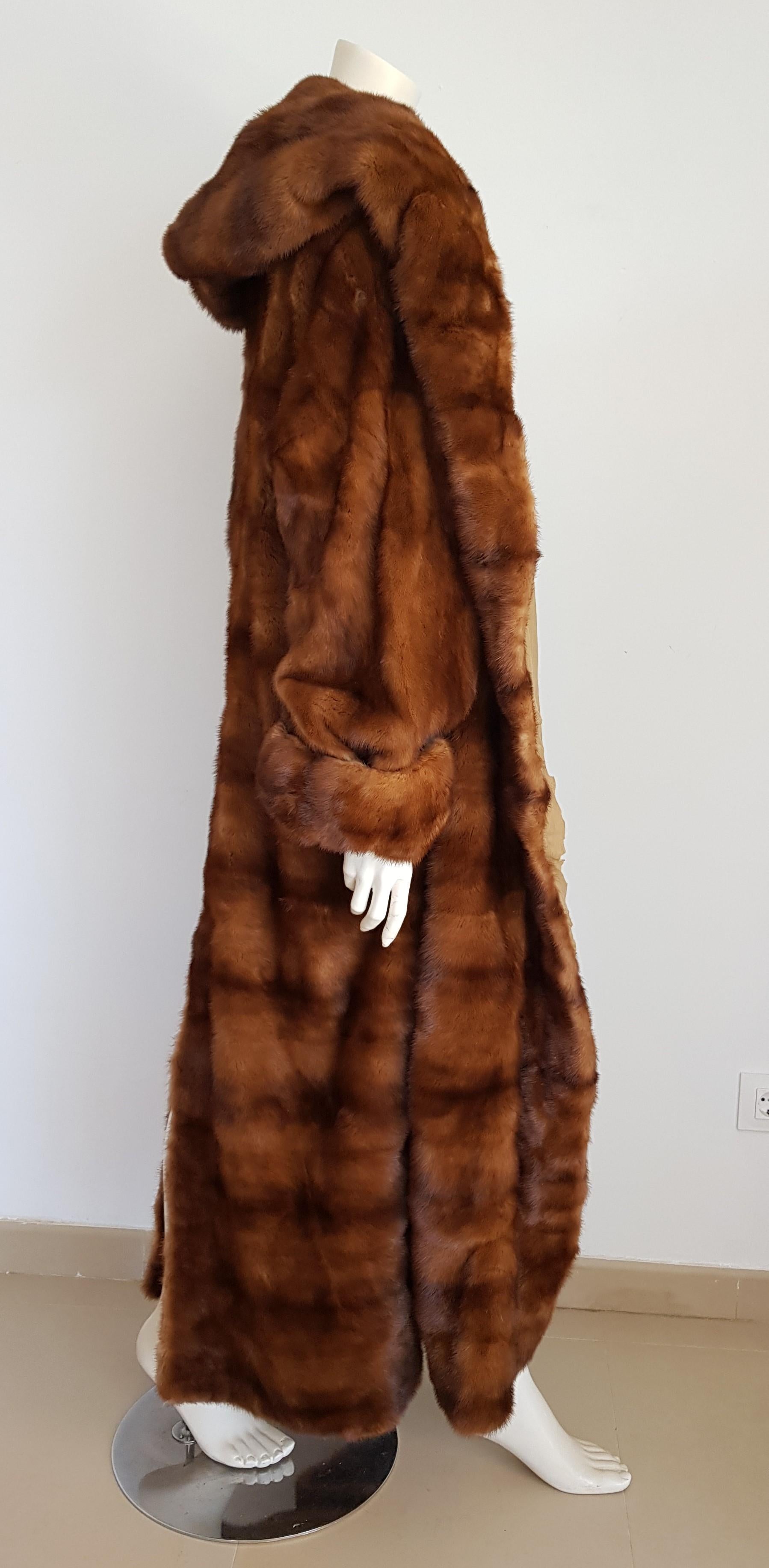 Gianfranco FERRE Haute Couture Wild Russian Whole Skins Mink Long Fur Coat For Sale 7