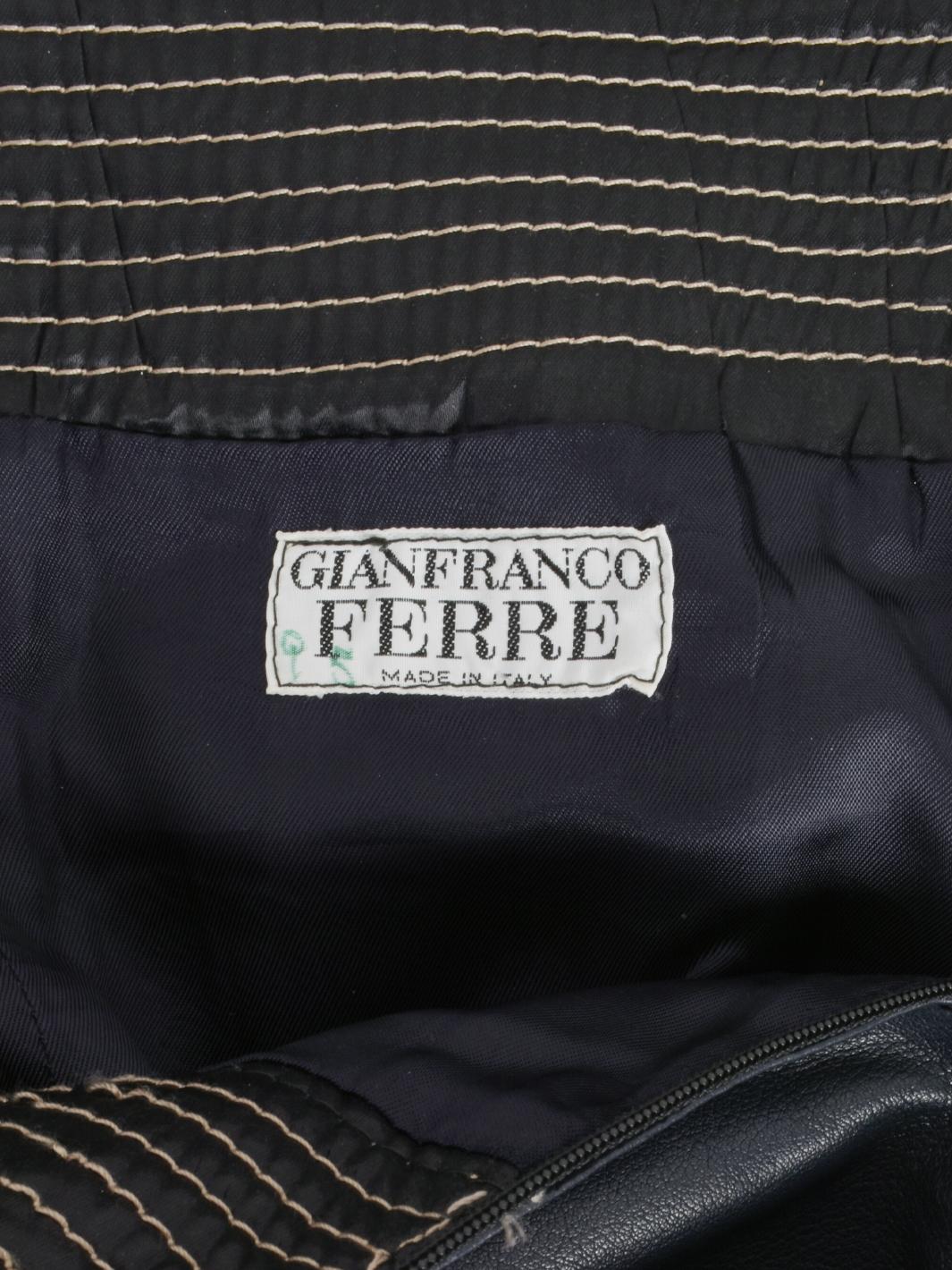Gianfranco Ferré High-waisted Cropped Pants - 80s in vendita 3