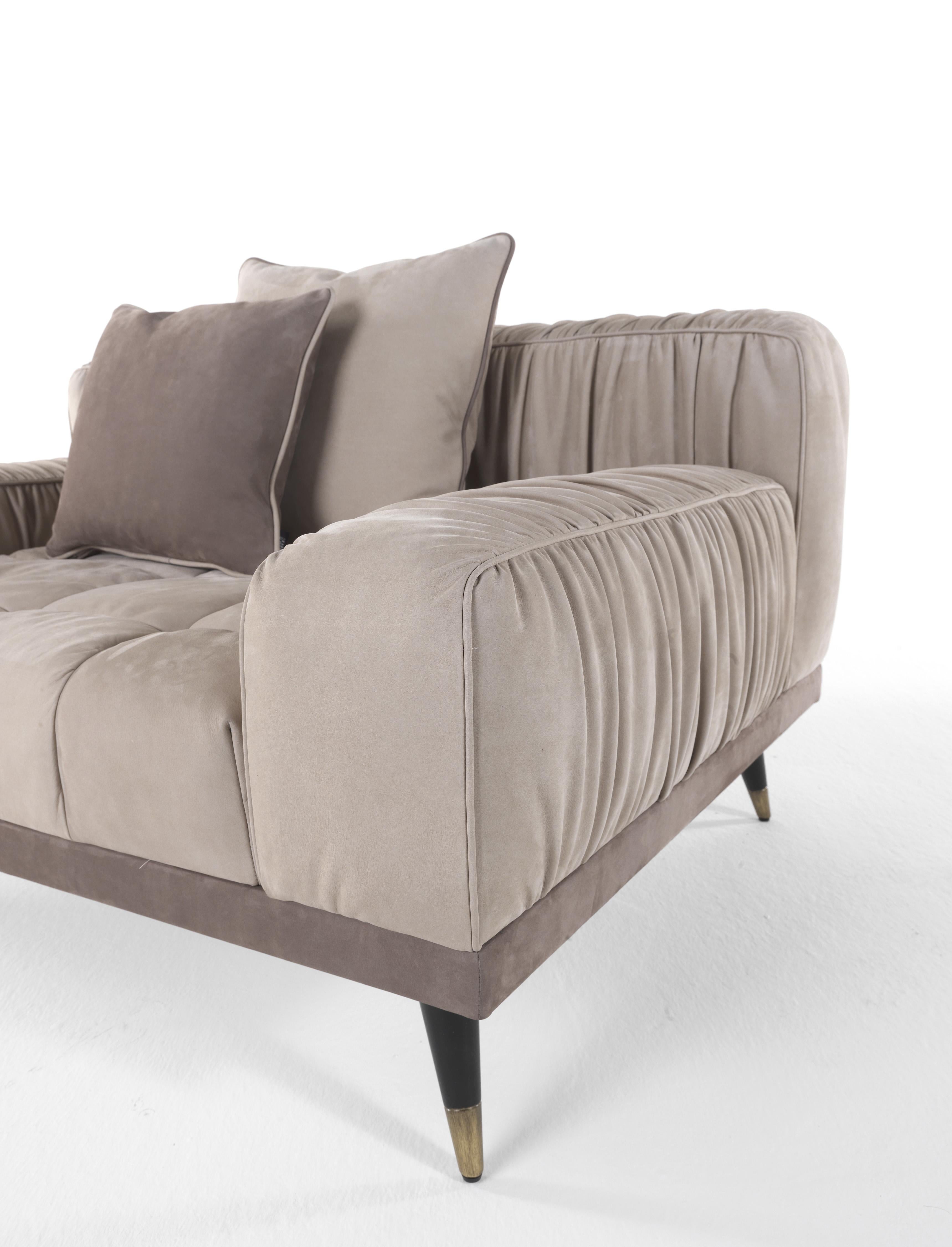 italien Fauteuil Highlander 21st Century en cuir par Gianfranco Ferré Home en vente