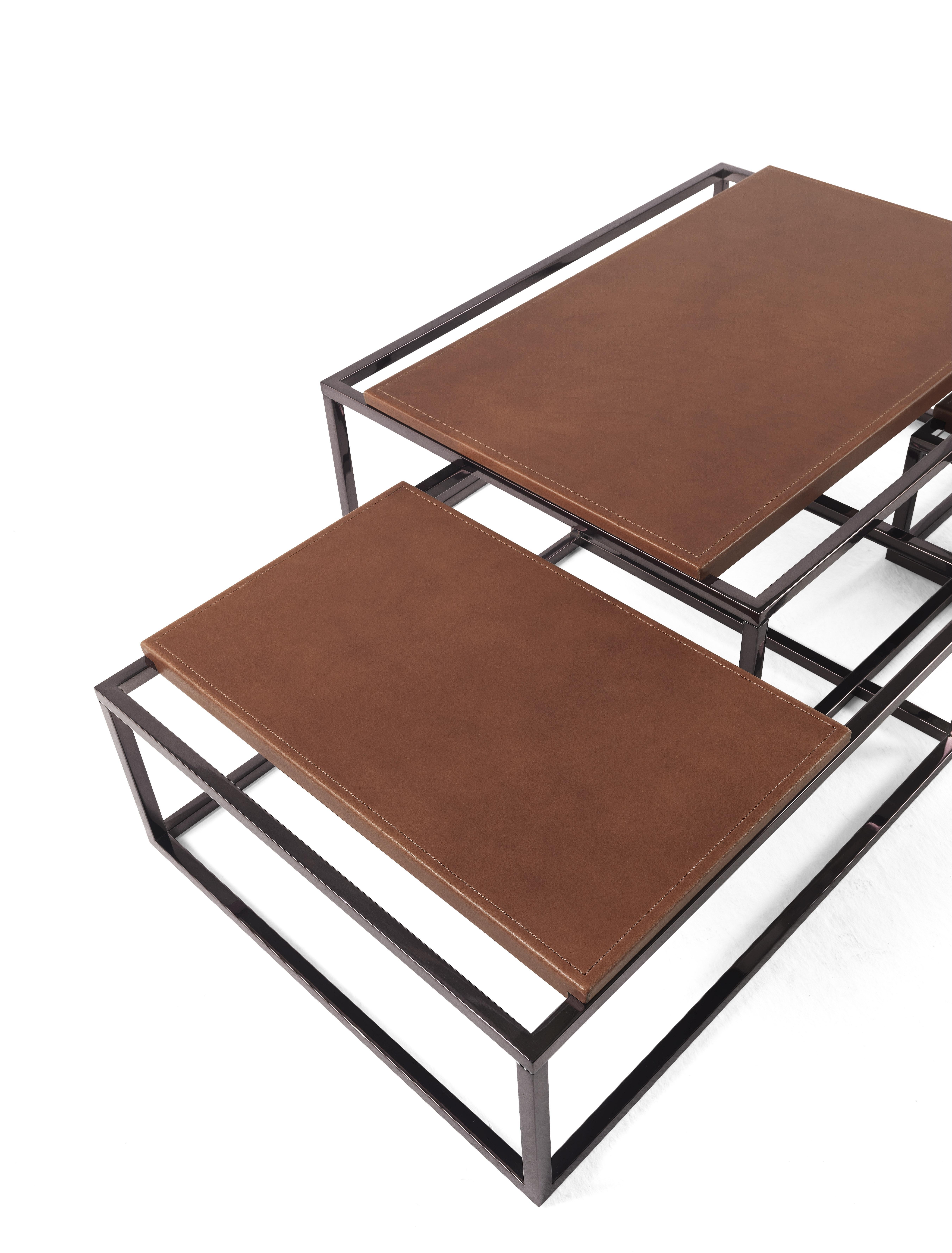 21st Century Matrix Central Table in Metal and Leather by Gianfranco Ferré Home In New Condition For Sale In Cantù, Lombardia
