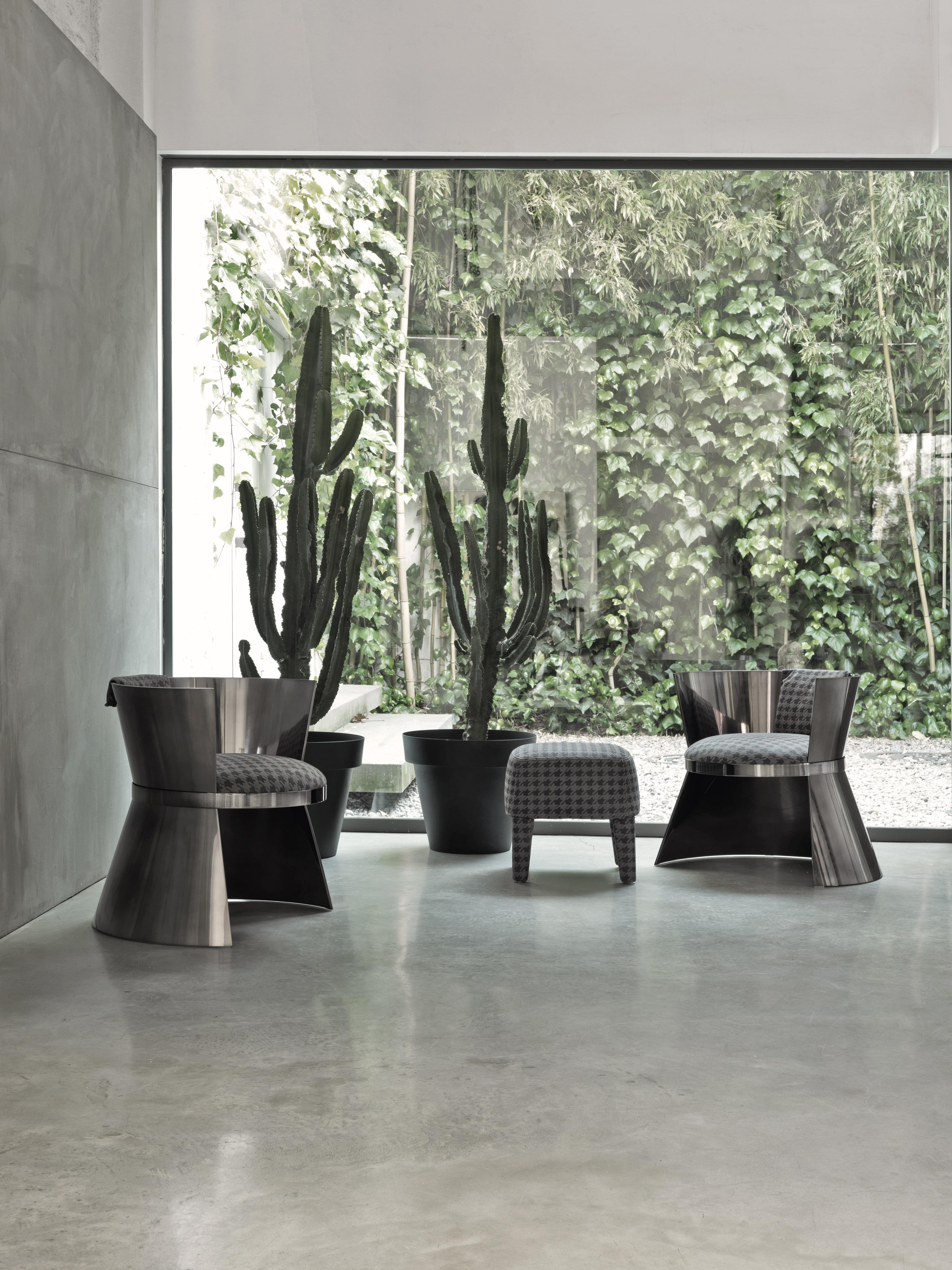 italien Mini Pouf du XXIe siècle en nabuk imprimé, par Gianfranco Ferré Home en vente