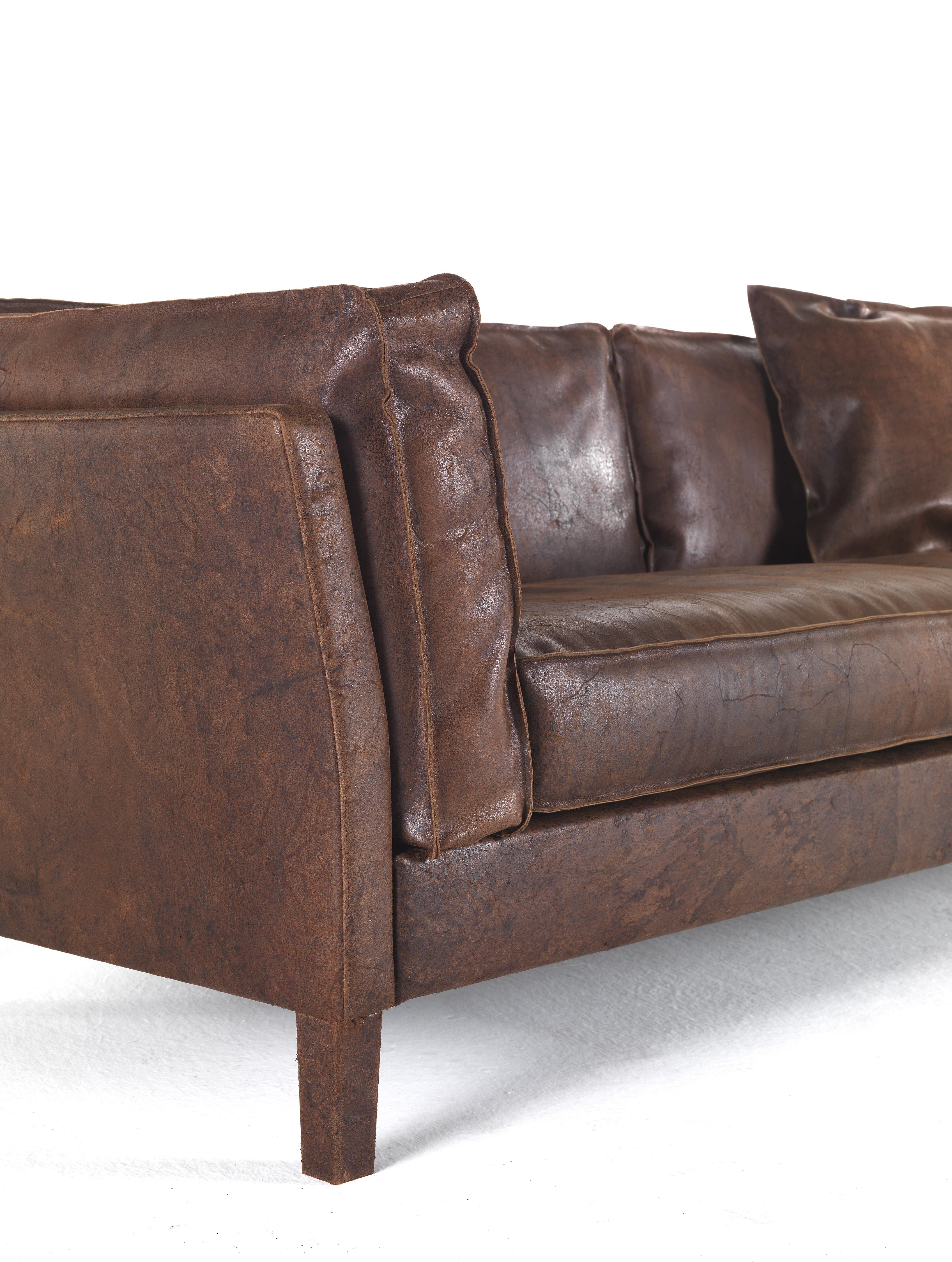 Modern 21st Century Loft 3-Seater Sofa in Leather by Gianfranco Ferré Home