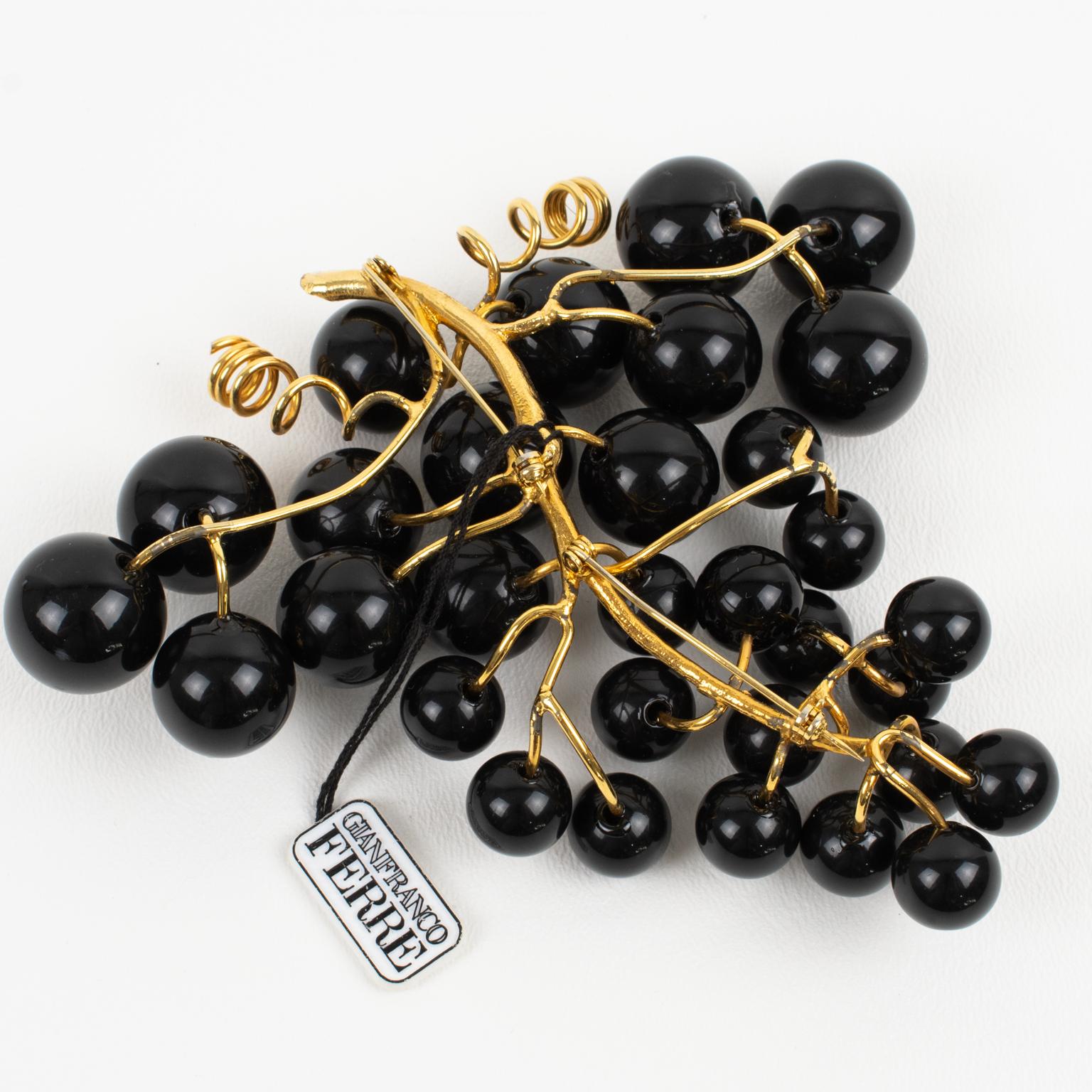 Gianfranco Ferre Massive Sculptural Pin Brooch Black Resin Grapes In Good Condition For Sale In Atlanta, GA