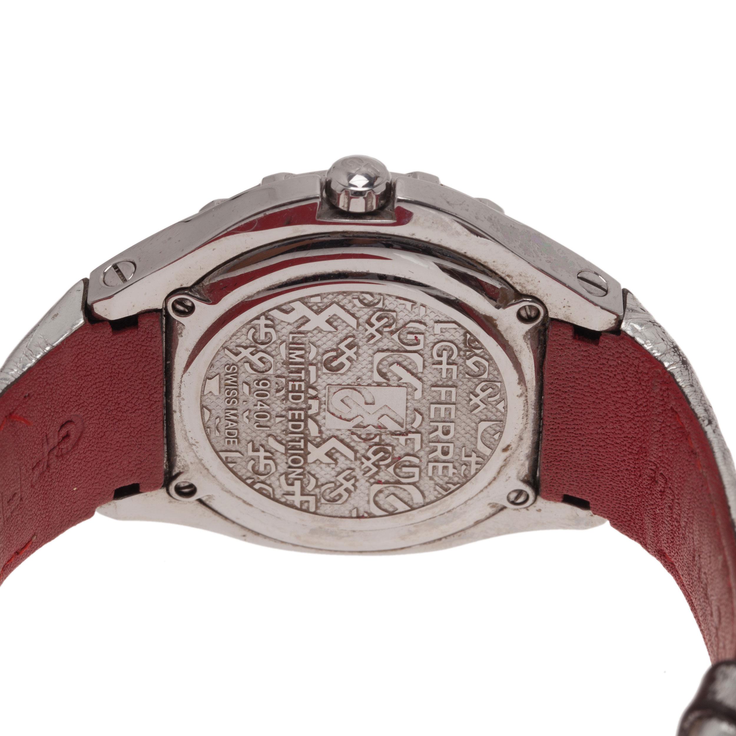 Montre-bracelet pour femme Gianfranco Ferre Mirror 9040J en édition limitée avec diamants 44MM État moyen à Dubai, Al Qouz 2