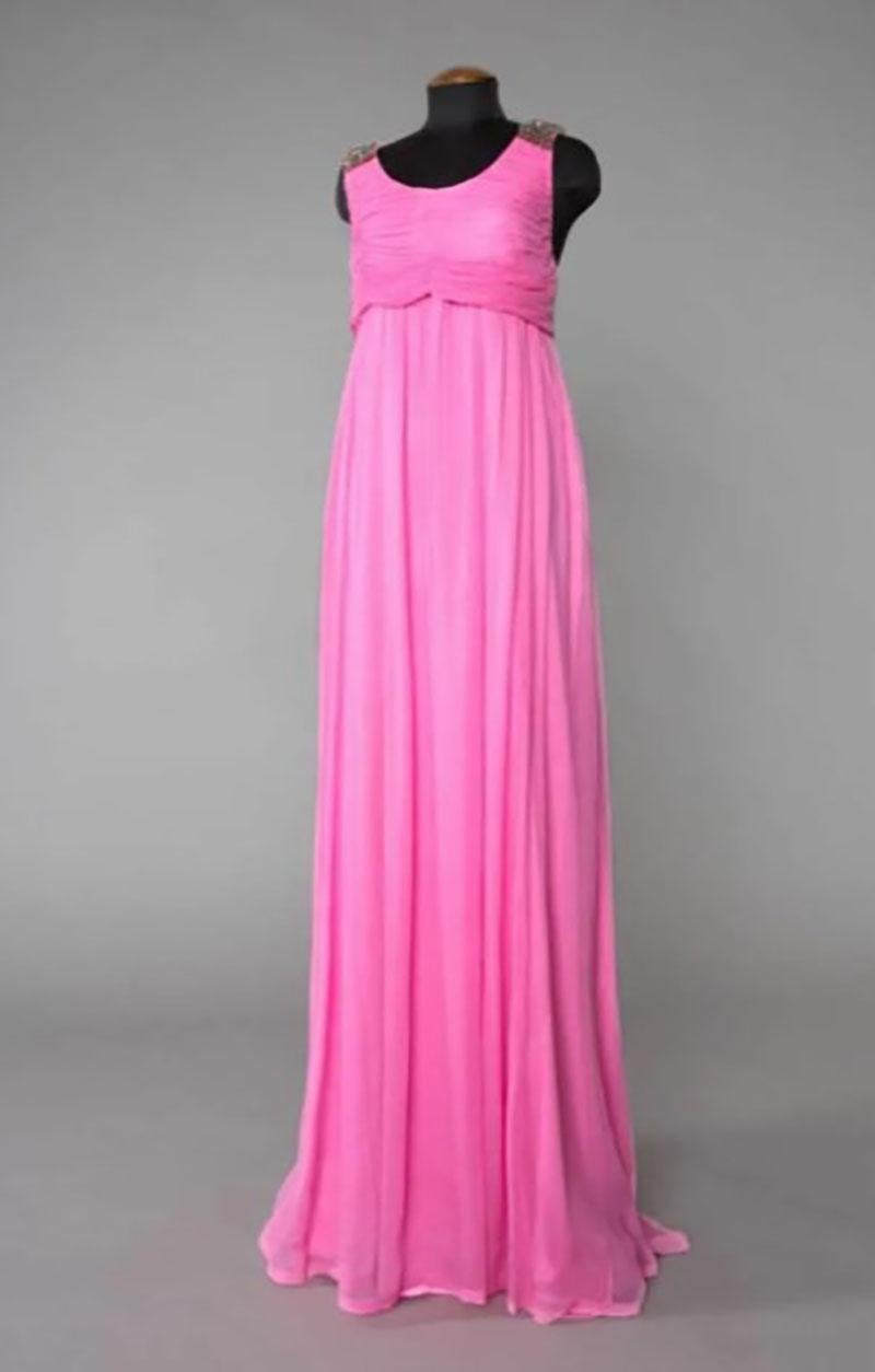 GIANFRANCO FERRE

Evening Dress
Soft pink floor-length silk dress with high waist. 
Composition: silk 

Size: IT 48 - US 12 

Brand new, with tags. 

 100% authentic guarantee

       PLEASE VISIT OUR STORE FOR MORE GREAT ITEMS

os