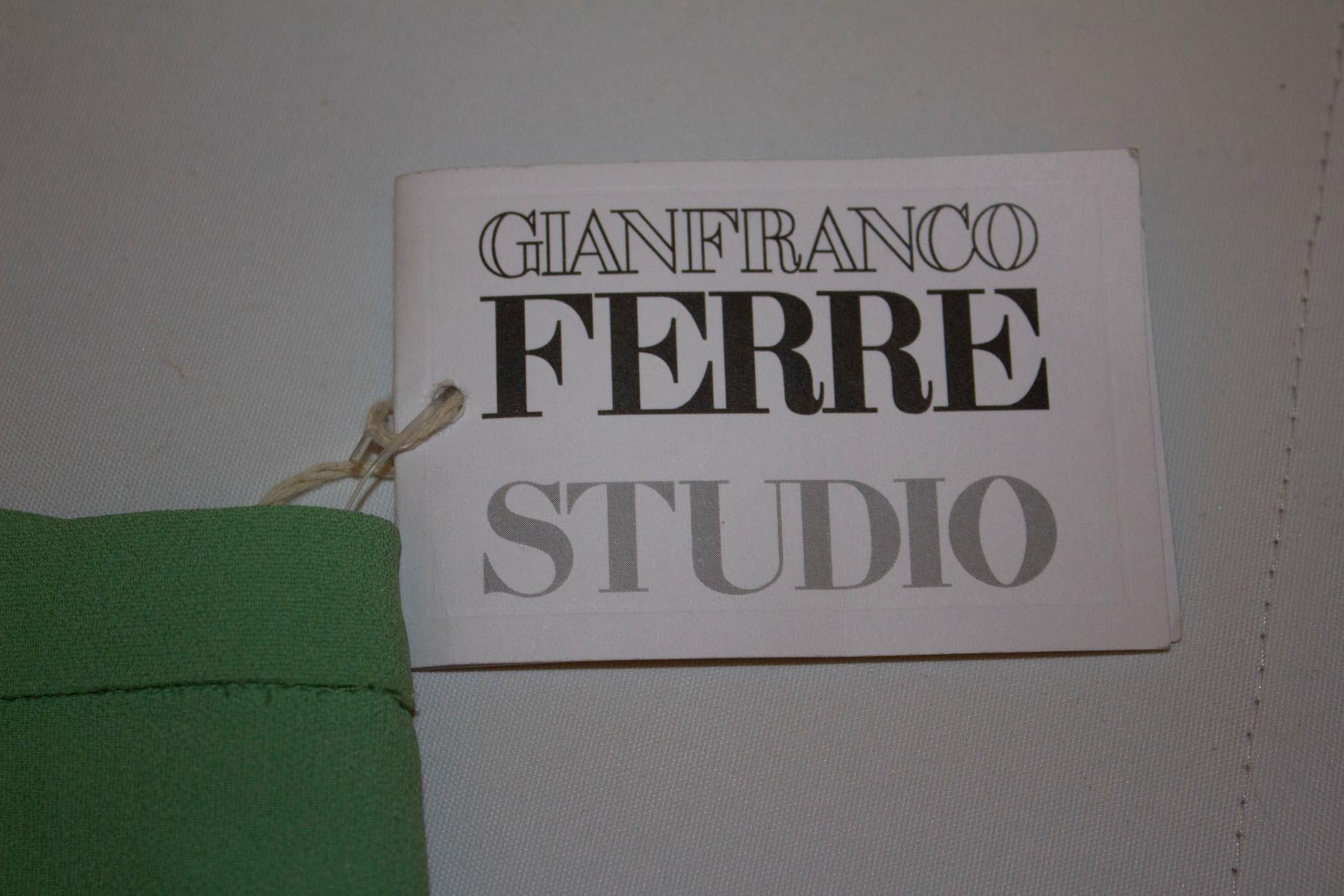 Pantalones Gianfranco Ferre Color Pistacho Gris en venta
