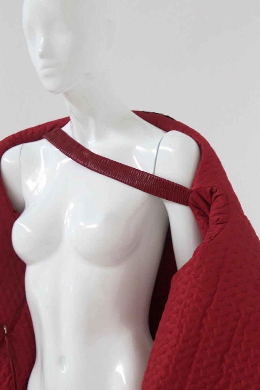 Gianfranco Ferré - Seltene rote Lederjacke in Übergröße im Angebot 15