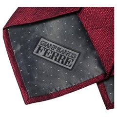 Gianfranco Ferre Cravatta tradizionale in seta Jacquard rossa