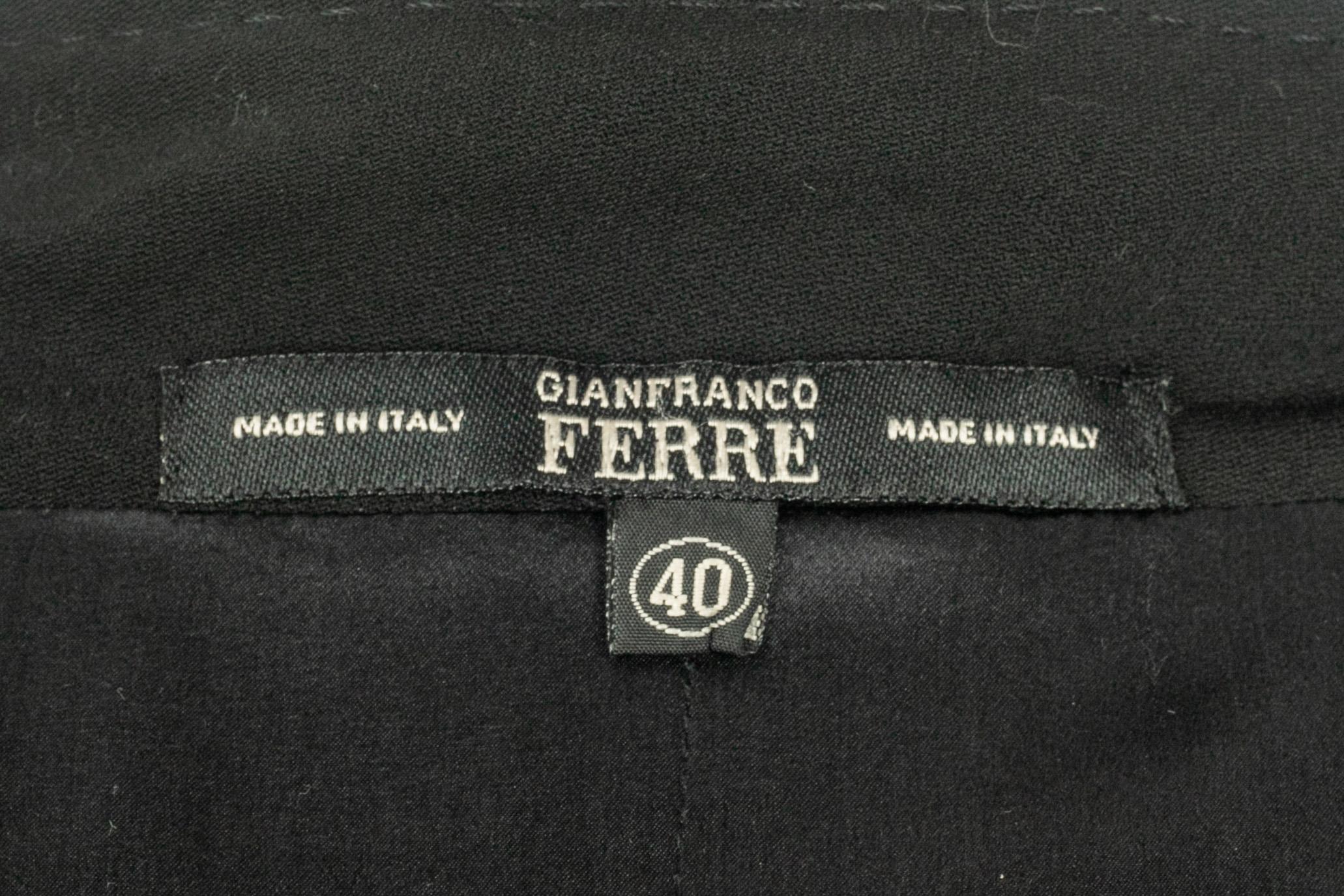 Ensemble Gianfranco Ferré en vente 7