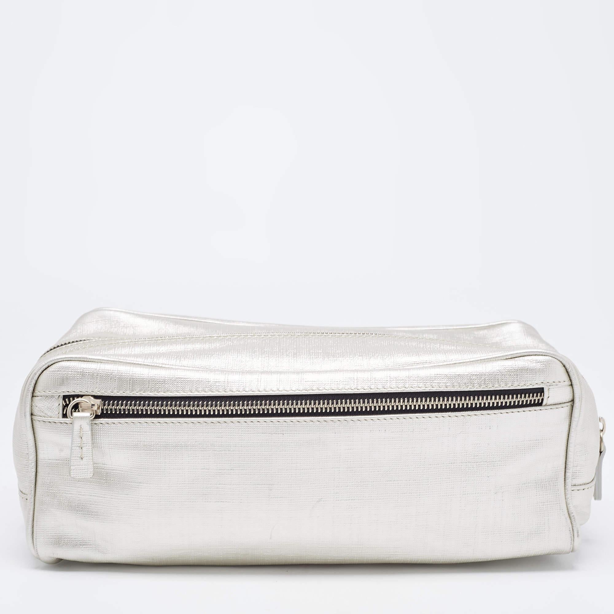 Gianfranco Ferre Silver Leather Oversized Pouch For Sale 3