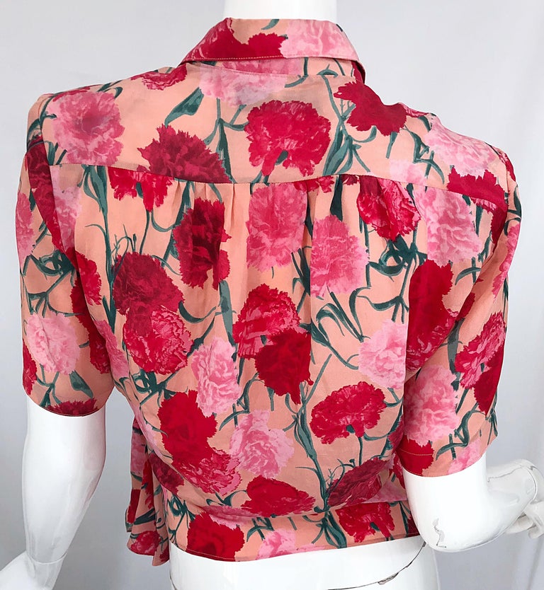 Gianfranco Ferre Size 42 Pink Red Carnation Print Silk Vintage 90s Wrap Blouse For Sale 6