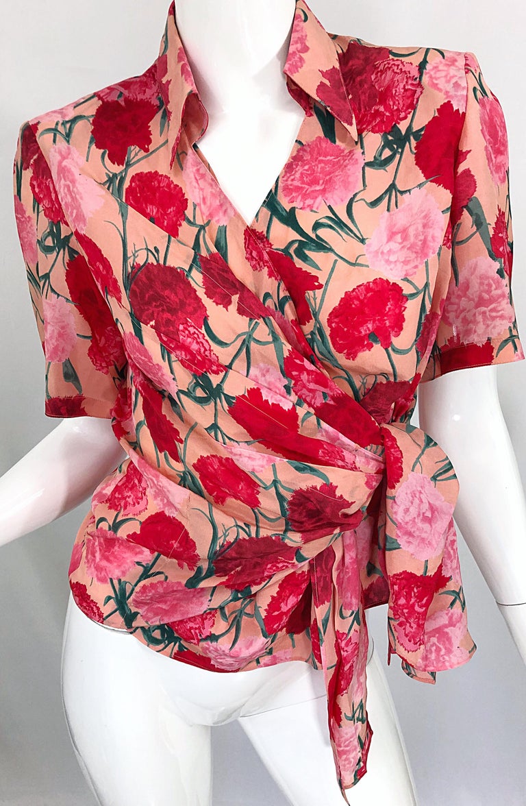 Gianfranco Ferre Size 42 Pink Red Carnation Print Silk Vintage 90s Wrap Blouse For Sale 7