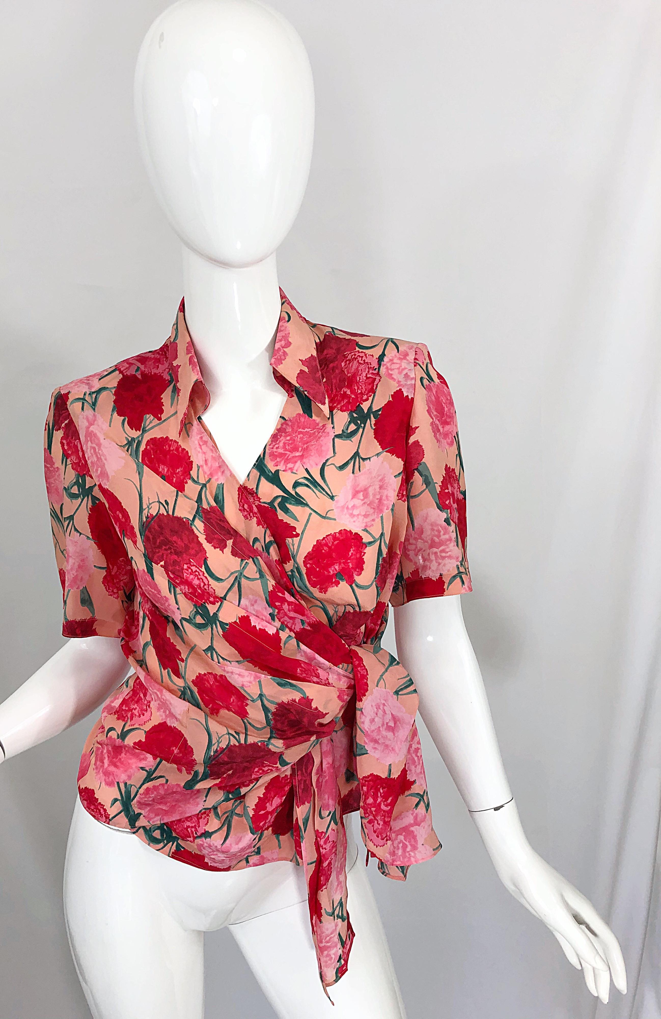 Beautiful vintage GIANFRANCO FERRE early 90s pink and red carnations / rose print short sleeve silk wrap blouse! Features vibrant colors of pink, red and green. Wraps shut at left waist. Can easily be dressed up or down. Great with jeans, shorts,