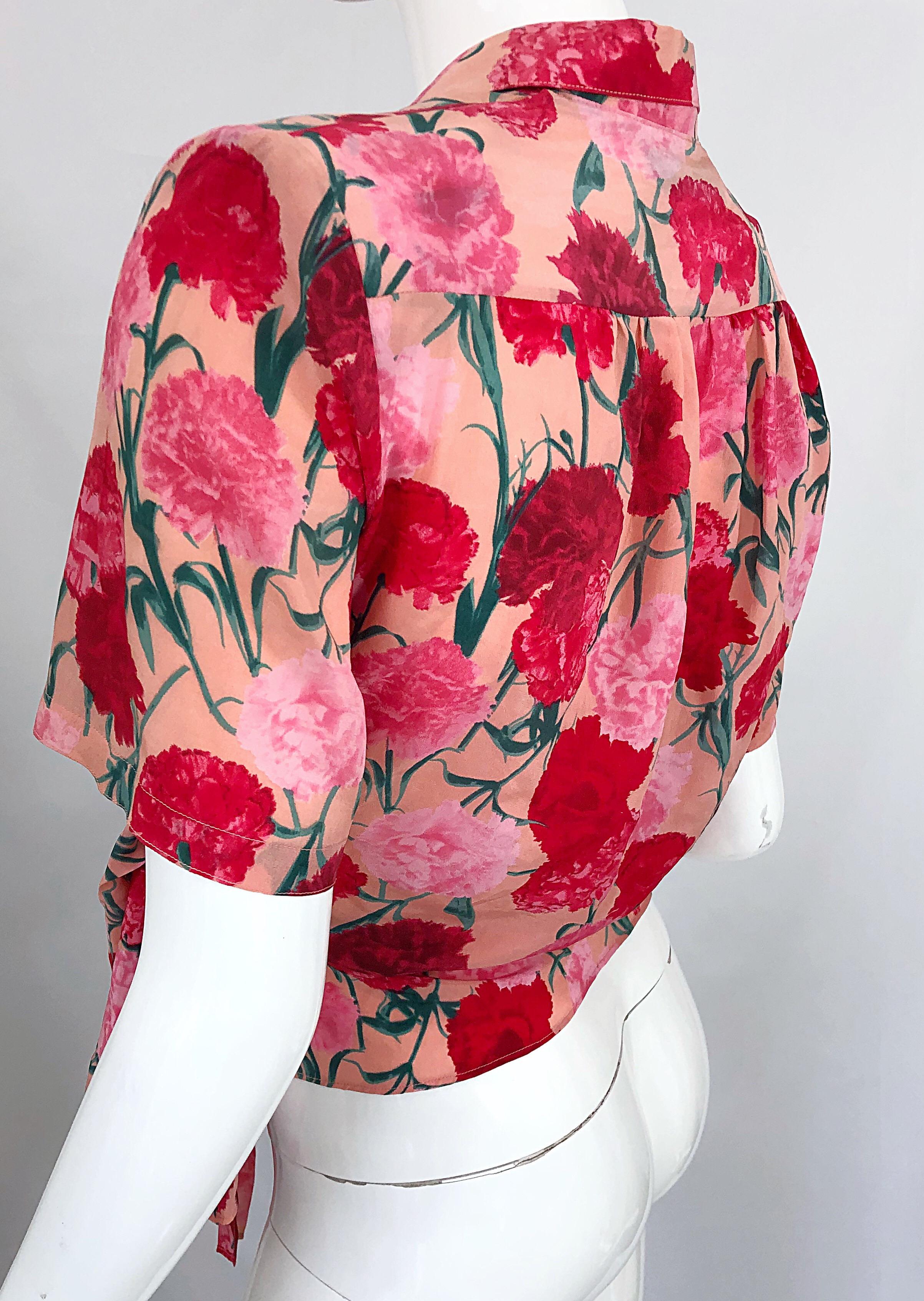 Gianfranco Ferre Size 42 Pink Red Carnation Print Silk Vintage 90s Wrap Blouse In Excellent Condition In San Diego, CA