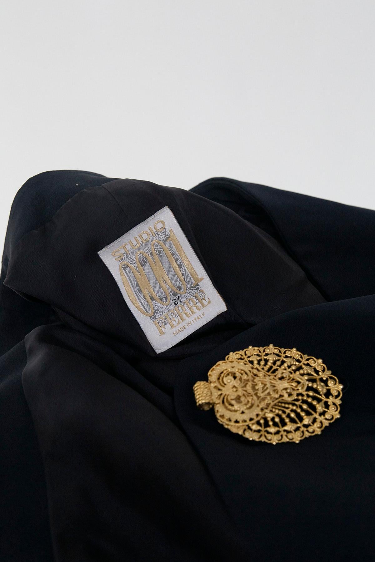 Gianfranco ferrè Studio 001 Cropped Jackets with jewel 2