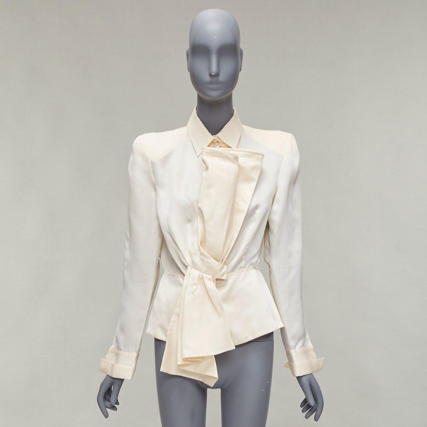 GIANFRANCO FERRE Vintage cream silk XL bow detail power shoulder jacket IT44 L en vente 7