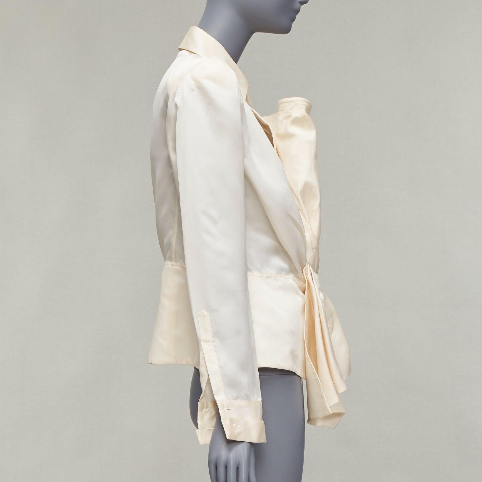 GIANFRANCO FERRE Vintage cream silk XL bow detail power shoulder jacket IT44 L Pour femmes en vente