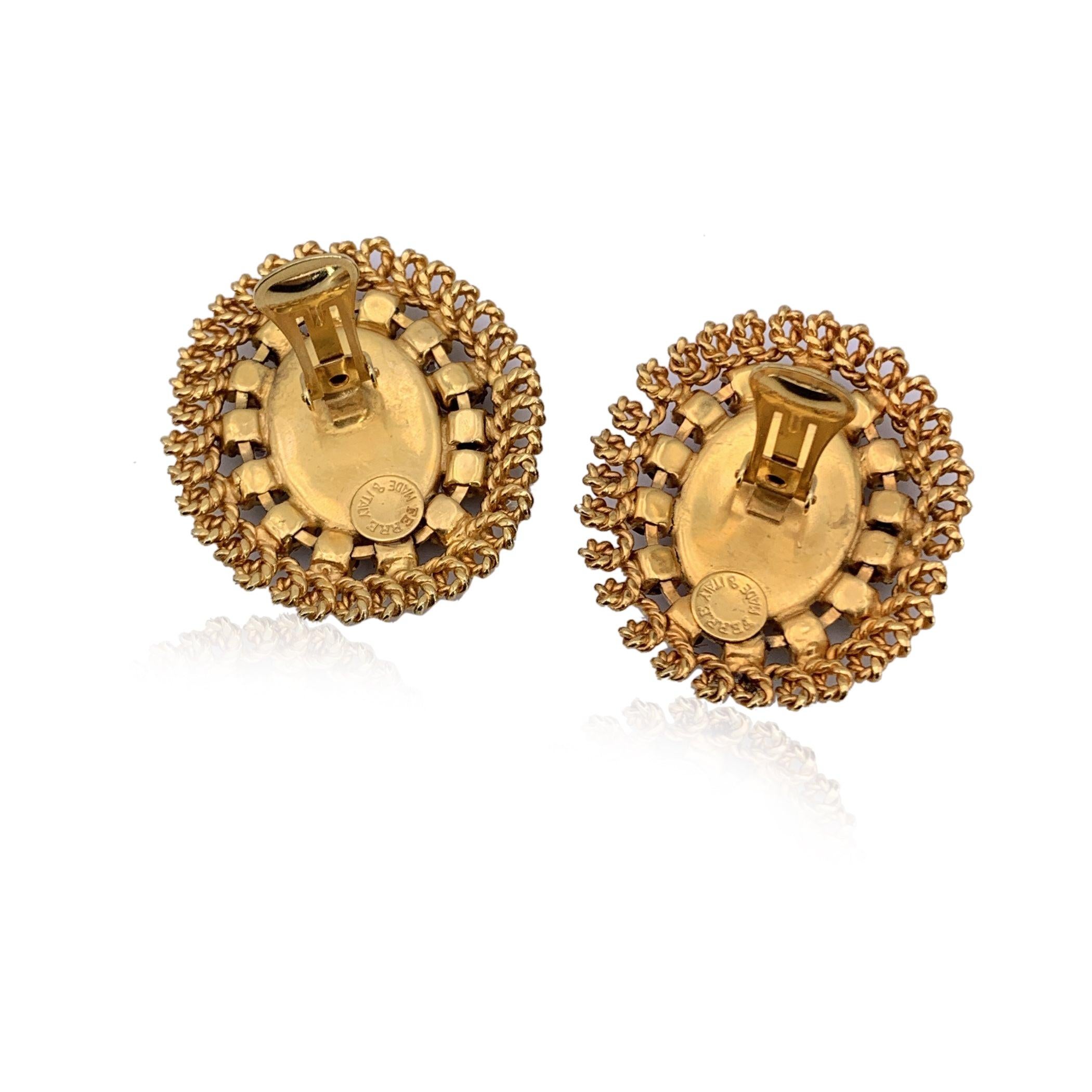 Women's Gianfranco Ferre Vintage Gold Metal Oval Cabochon Clip On Earrings For Sale