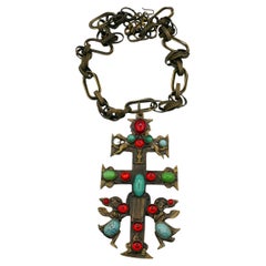 GIANFRANCO FERRE Collana con ciondolo a forma di croce caravaggesca massiccia vintage