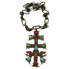 Halskette mit massivem mittelalterlichen Kreuz-Anhänger von Gianfranco Ferre