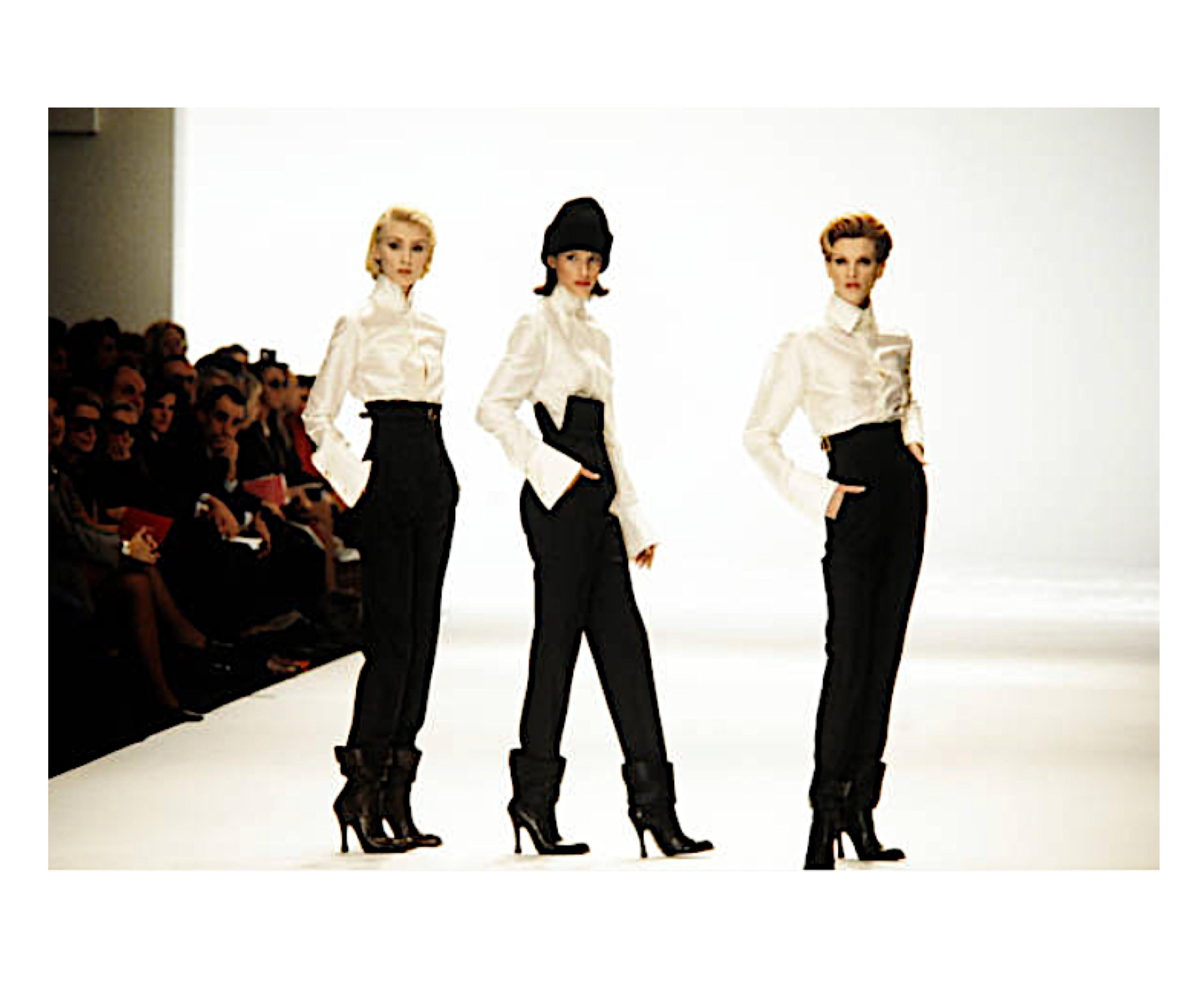Beige Gianfranco Ferré Vintage Runway 1995 Set tre pezzi ispirato allo smoking in vendita