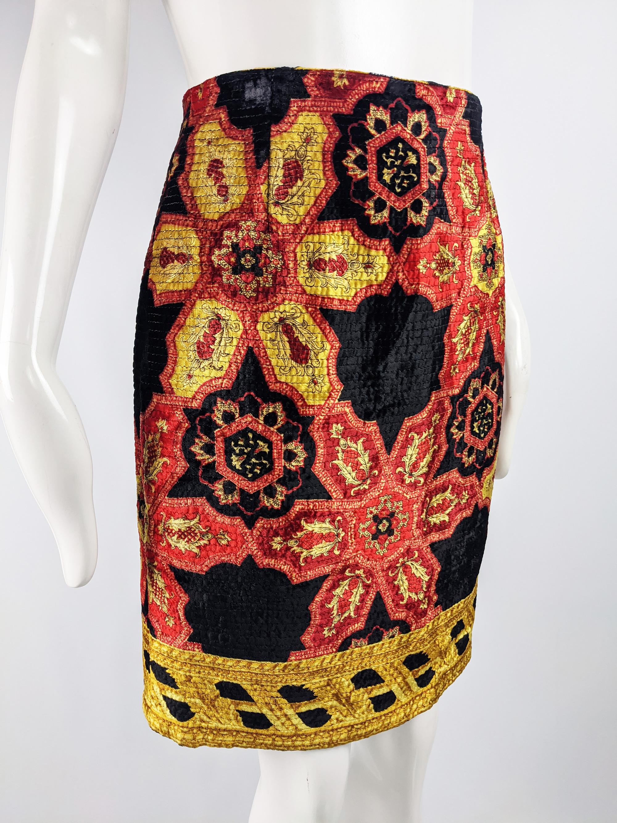 Women's Gianfranco Ferre Vintage Velvet Printed Skirt For Sale