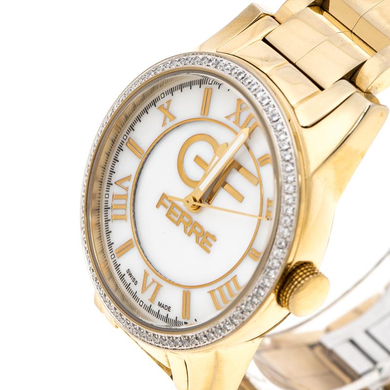 Your quest for that extra in the ordinary finally ends with this beautiful Gianfranco Ferre watch that exudes true feminine grace. Crafted in gold plated stainless steel, this stunner of a watch has a case diameter of 36 mm and flaunts a lovely