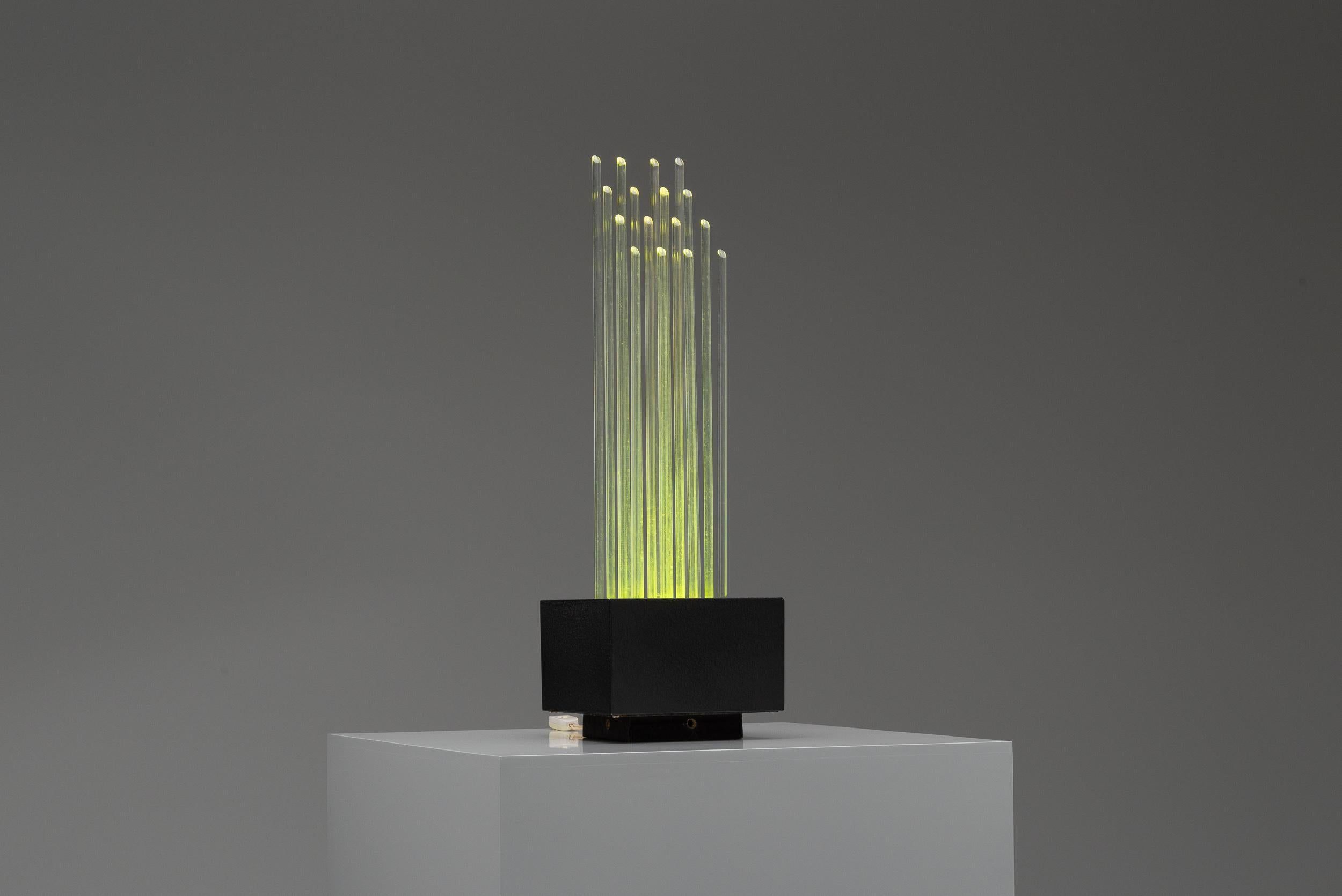 Gianfranco Fini Fabrizio Cocchia Divieto Neue Lampe, Italien 1970 im Zustand „Gut“ im Angebot in Roosendaal, Noord Brabant