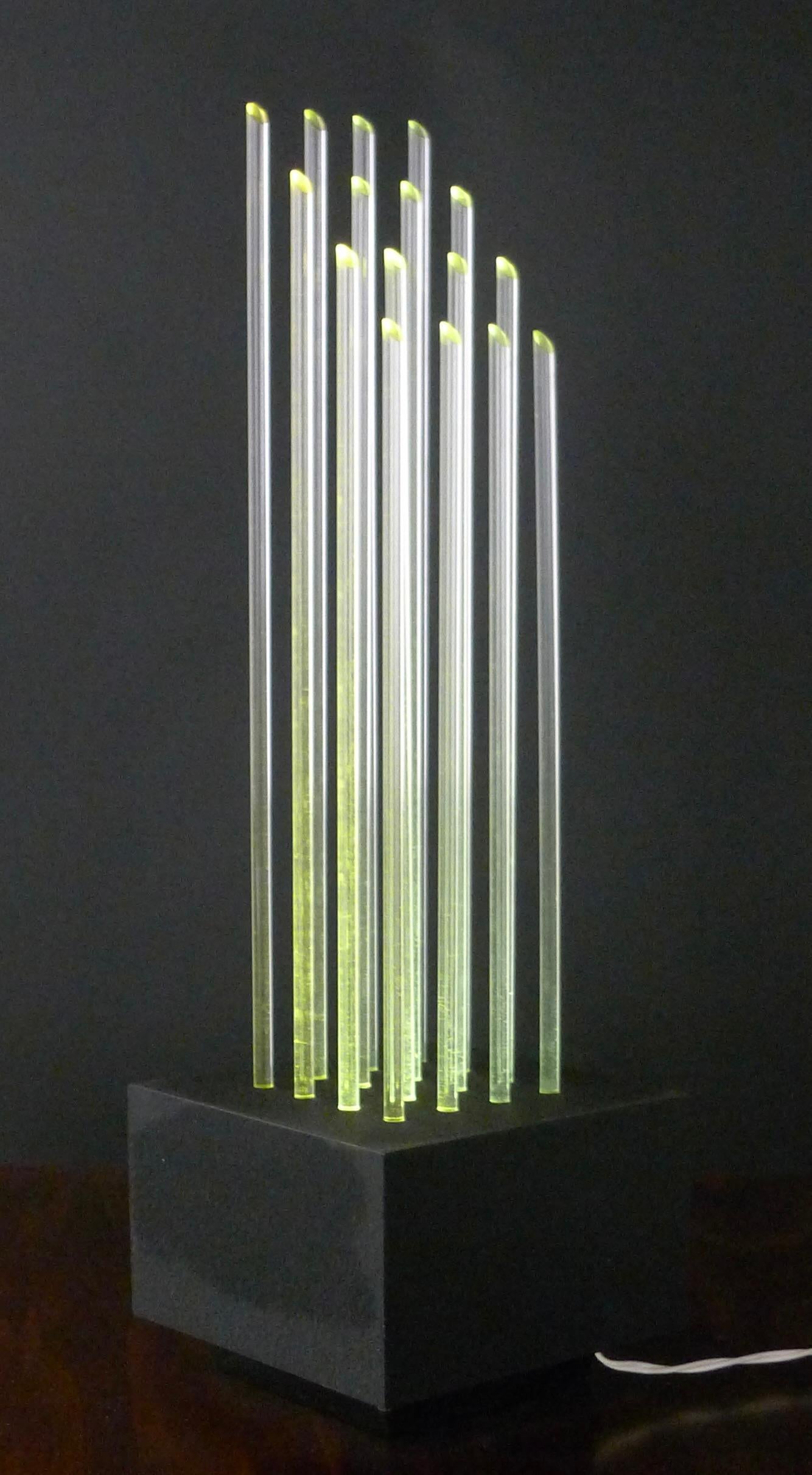 Late 20th Century Gianfranco Fini & Fabrizio Cocchia for New Lamp, 1970s Plexiglass Table Light For Sale