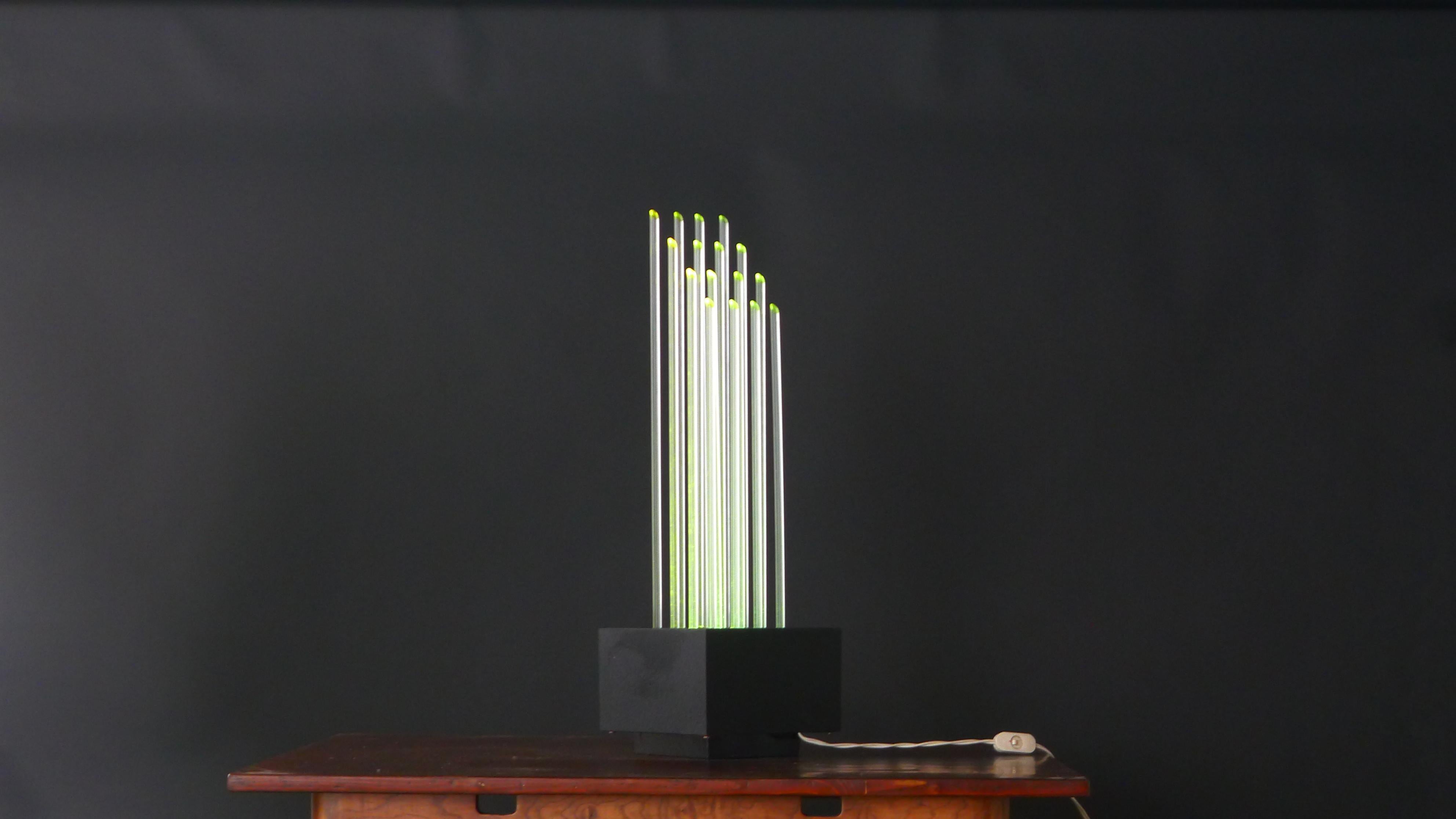 Gianfranco Fini & Fabrizio Cocchia for New Lamp, 1970s Plexiglass Table Light For Sale 2