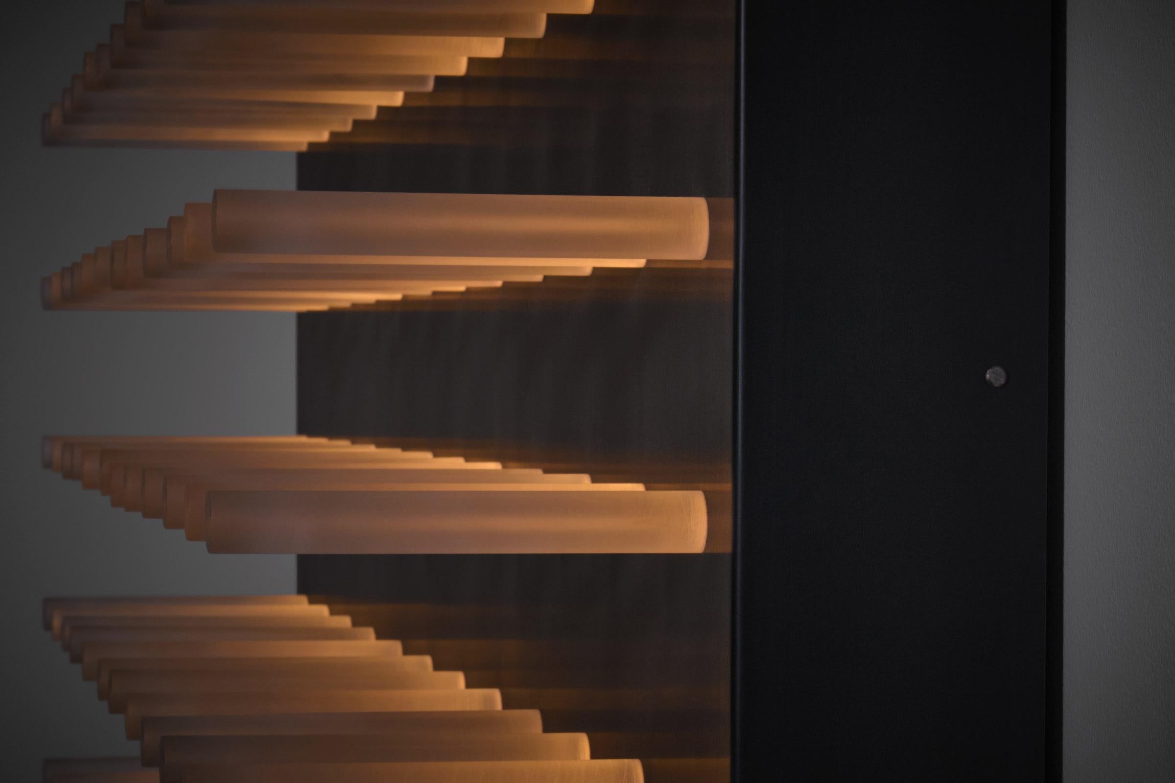 Gianfranco Fini mod. ‘Quanta’ wall lamp for New Lamp, Italy ca. 1970 3