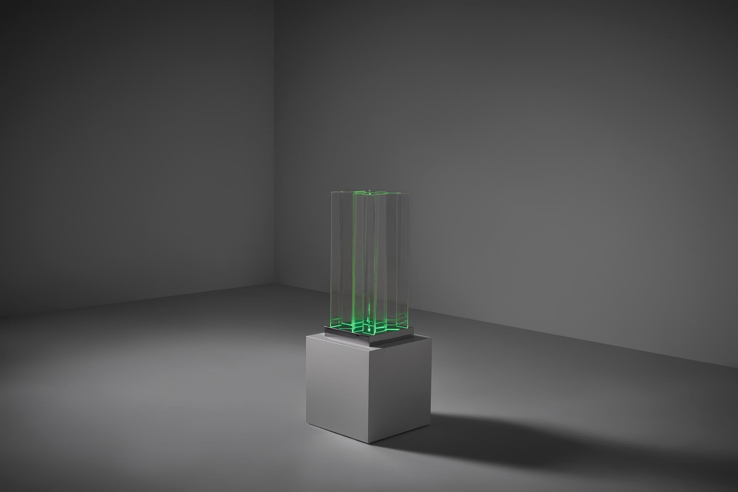 Gianfranco Fini mod. escultura de luz 