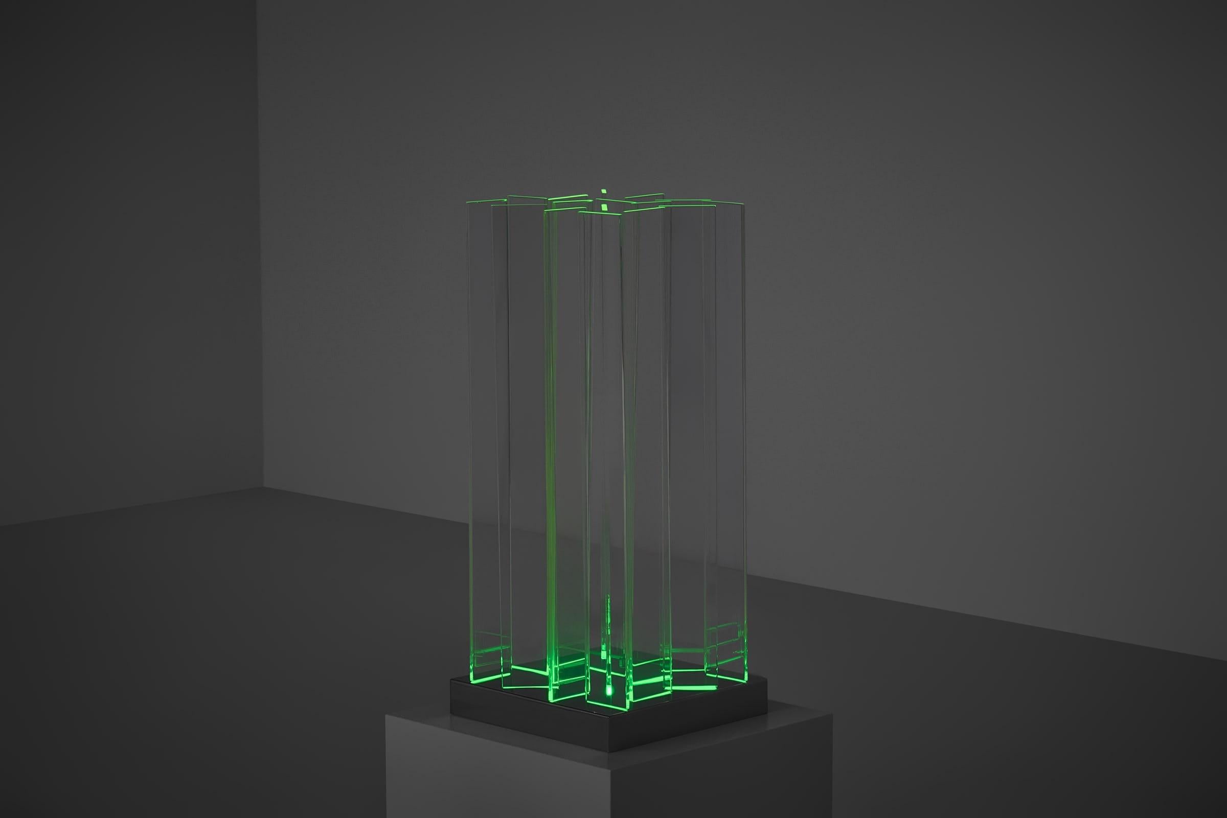 Gianfranco Fini mod. escultura de luz 