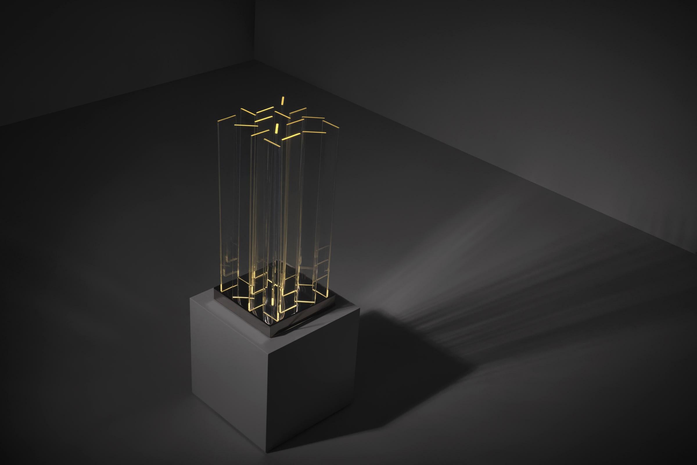 Gianfranco Fini mod. escultura de luz 
