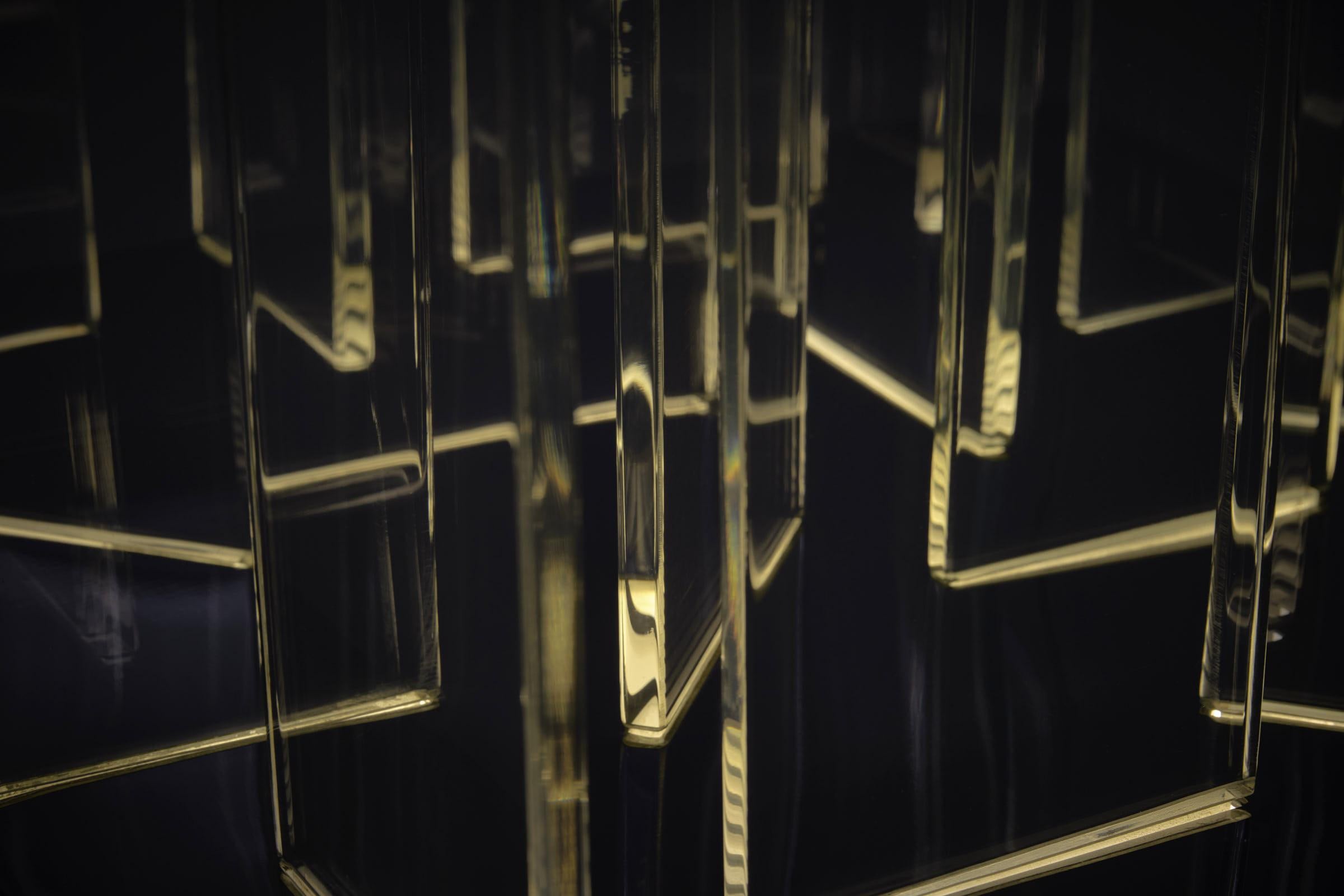 Gianfranco Fini mod. escultura de luz 