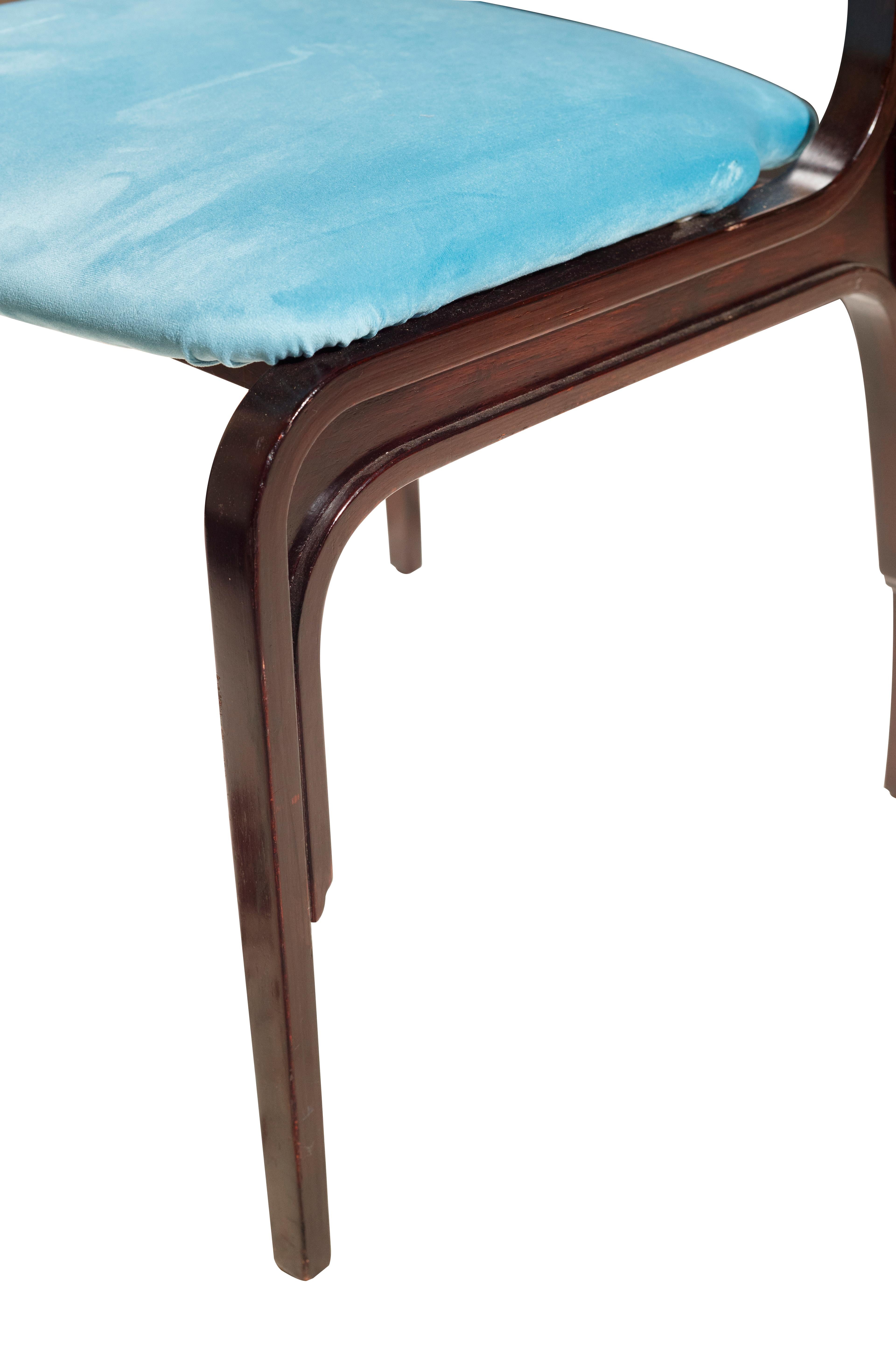 G.F. 5 chaises Frattini en velours bleu mi-siècle moderne de Cantieri Carugati Bon état - En vente à Lucca, IT