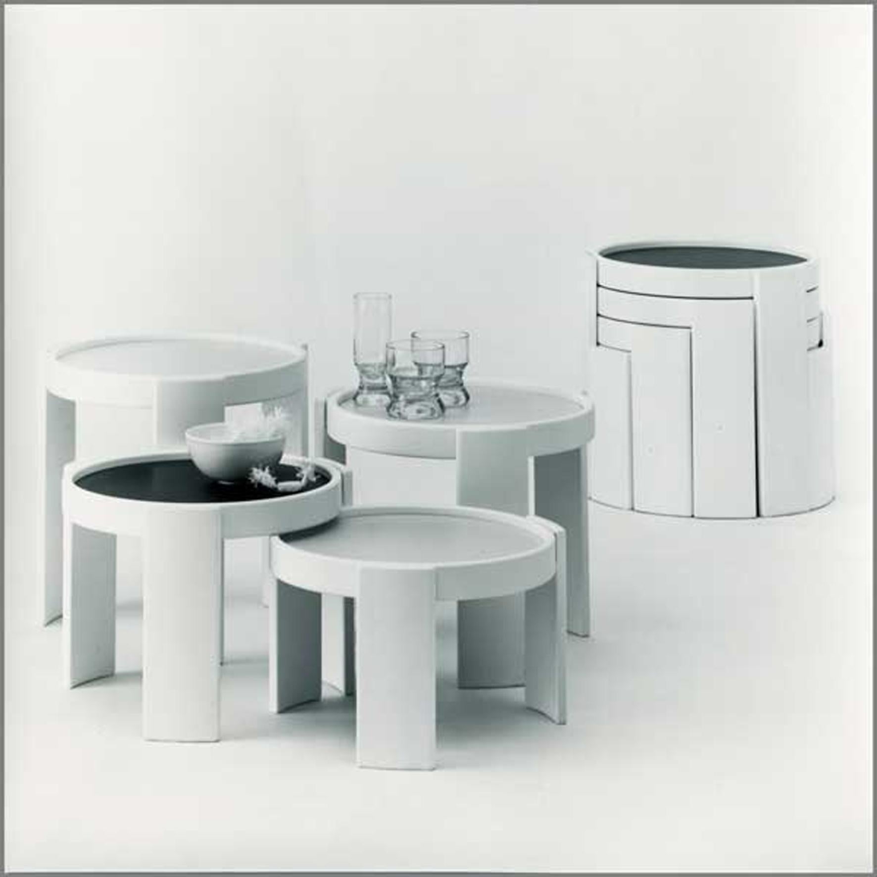 Lacquered Gianfranco Frattini, 780, Four Stacking Tables, Cassina, 1960s