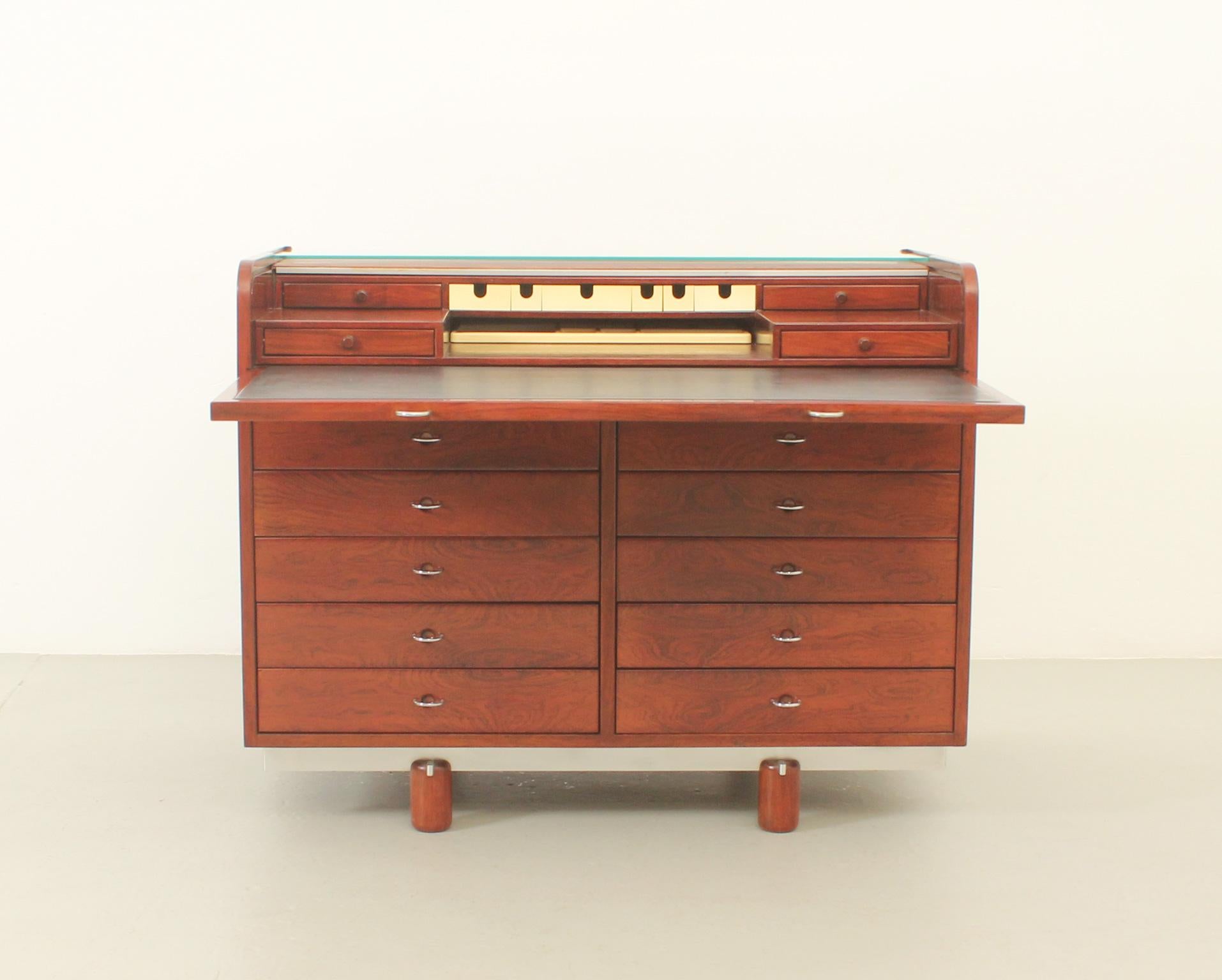 Mid-Century Modern Gianfranco Frattini 804 Desk for Bernini, Italy, 1961 For Sale