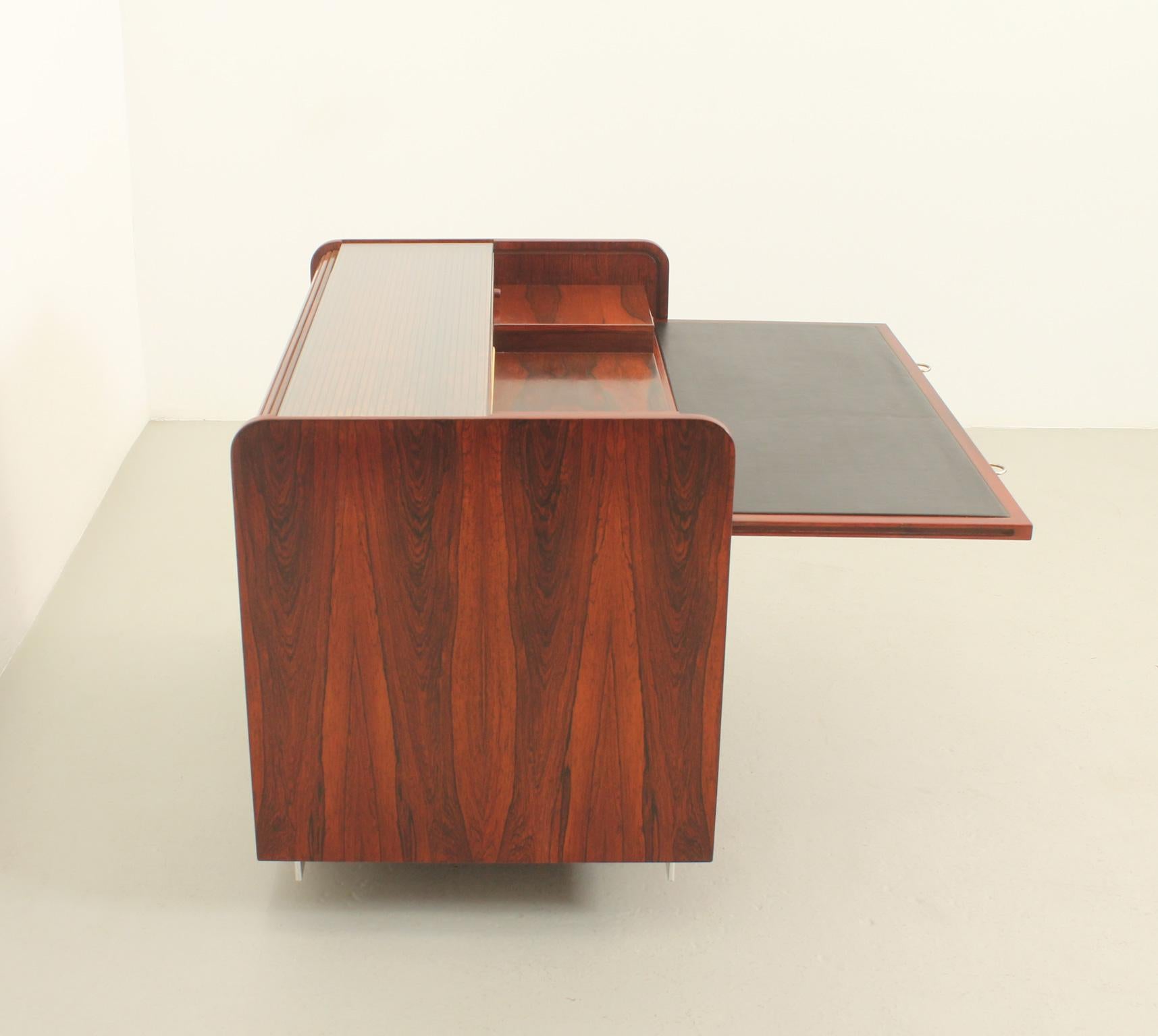 Gianfranco Frattini 804 Desk for Bernini, Italy, 1961 For Sale 1