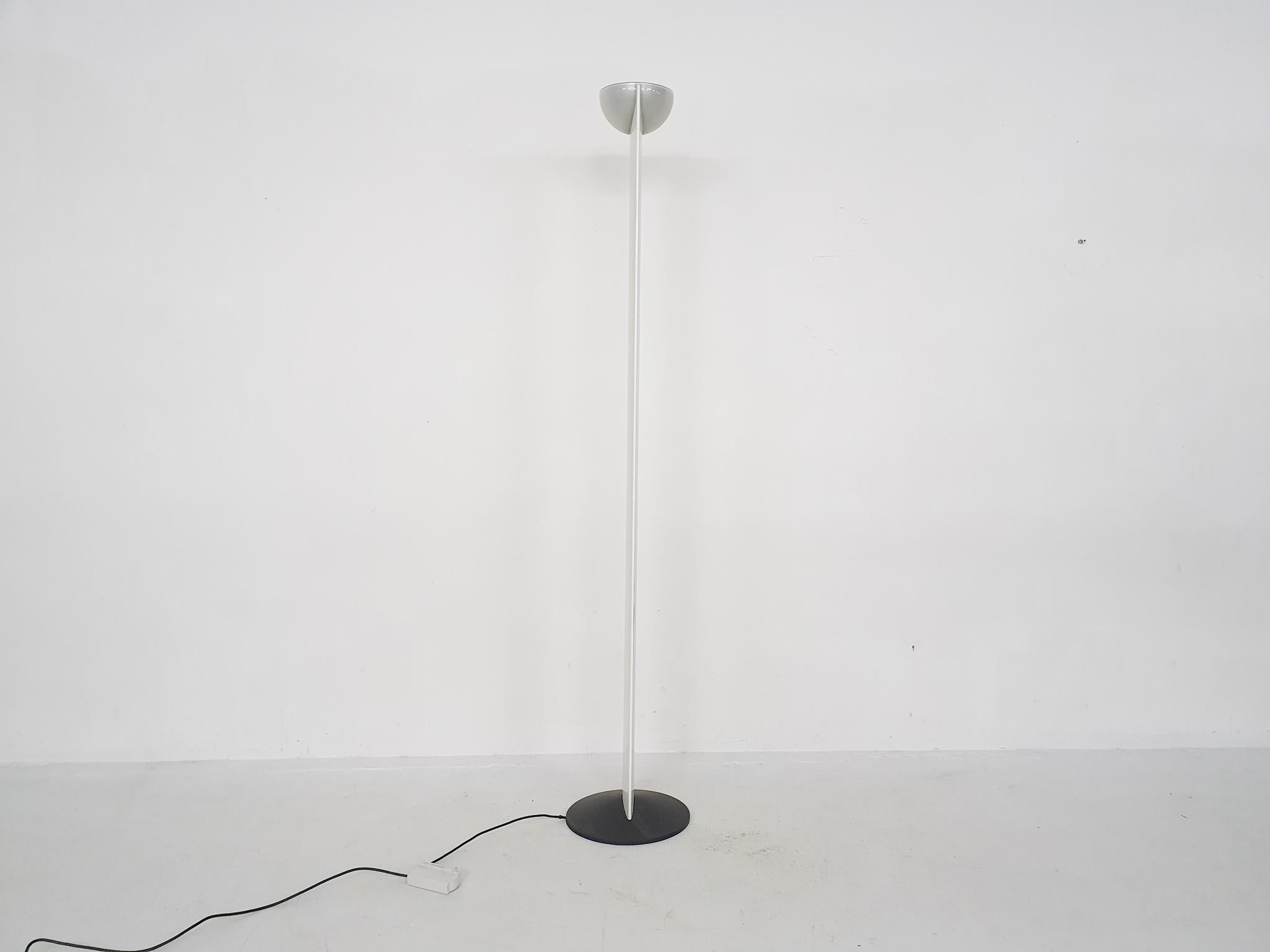 Mid-Century Modern Gianfranco Frattini 'Adonis' for Luci Italia, Halogen Floor Lamp, 1980's For Sale