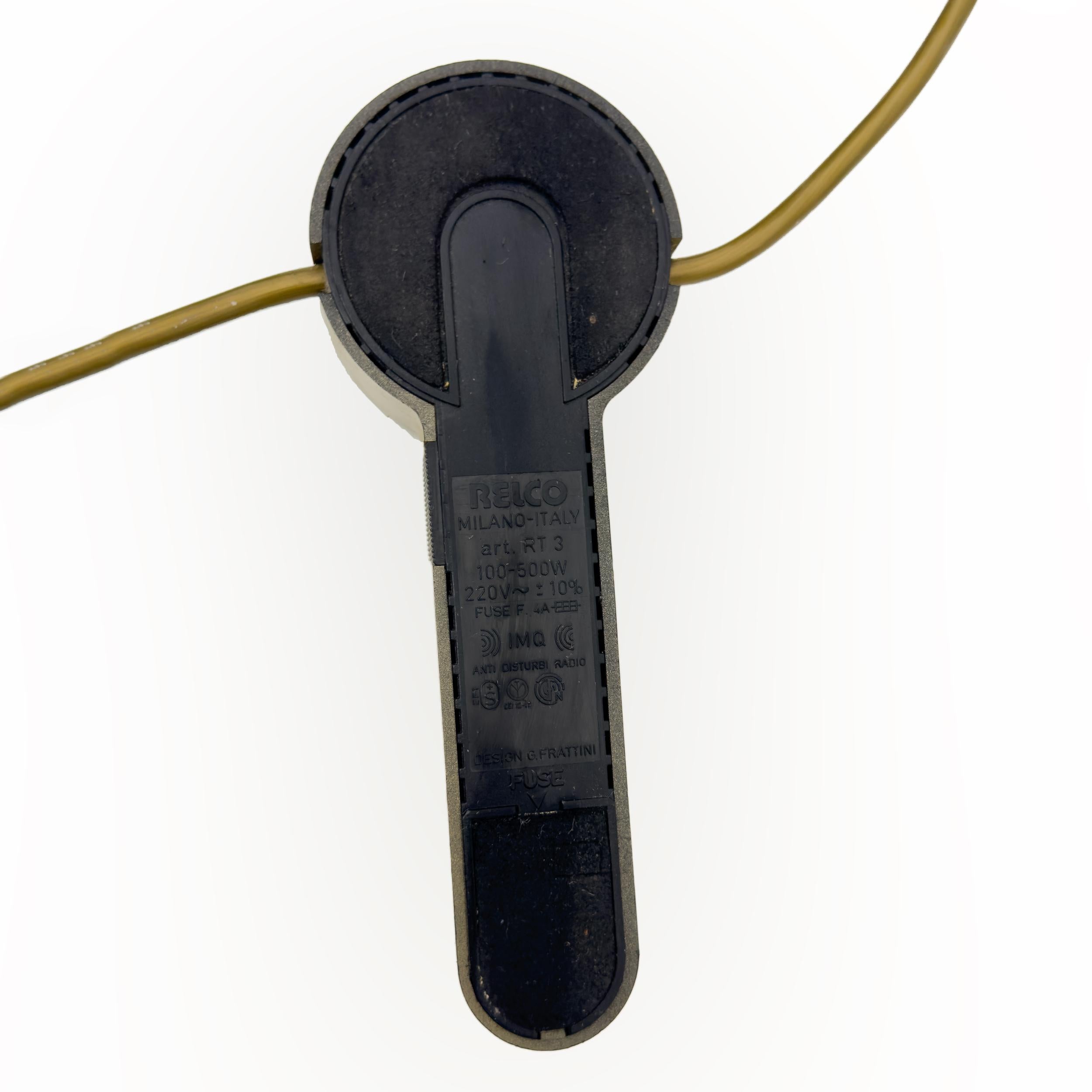 Lampadaire italien de style art déco Gianfranco Frattini par Relco Milano, années 1970 en vente 3