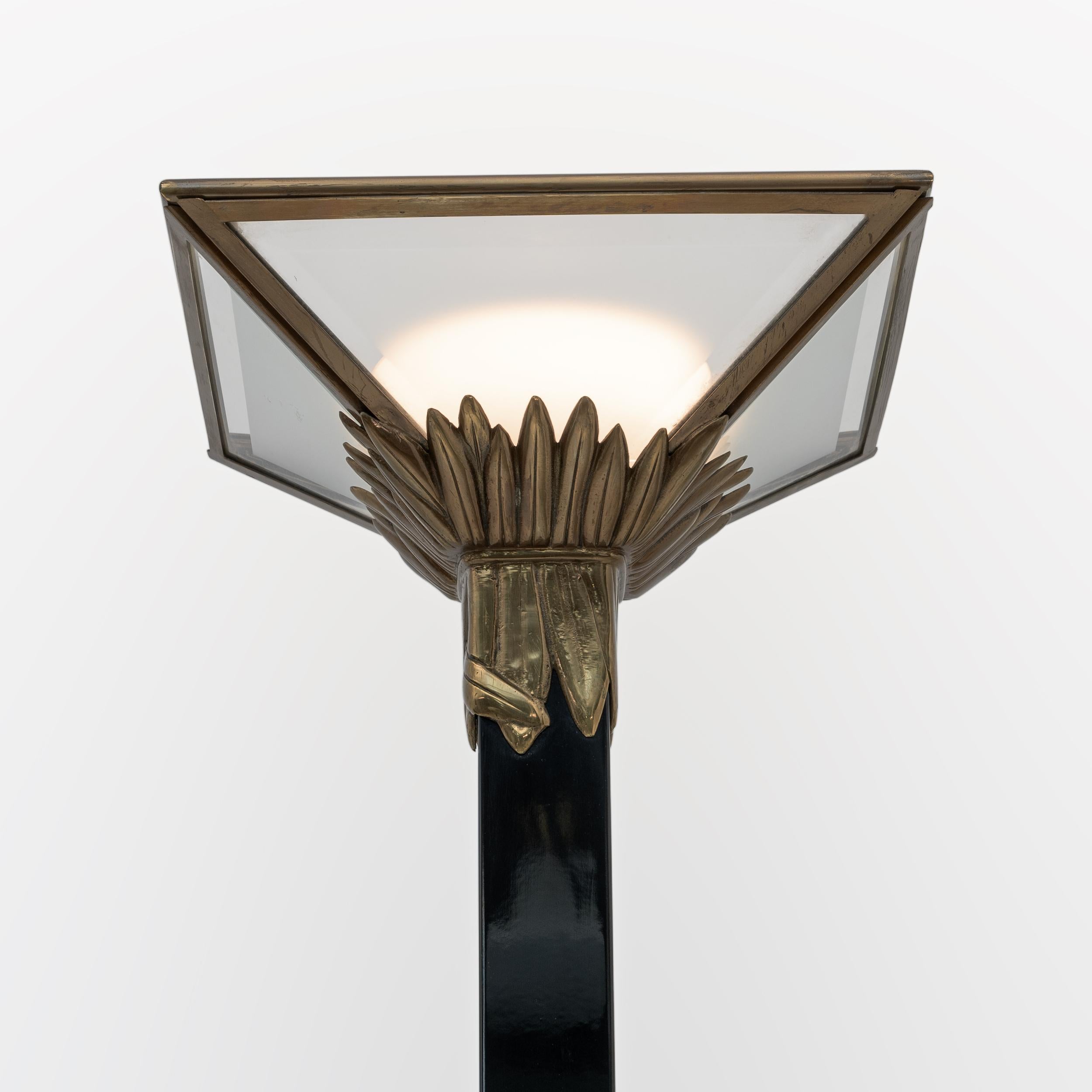 Art déco Lampadaire italien de style art déco Gianfranco Frattini par Relco Milano, années 1970 en vente