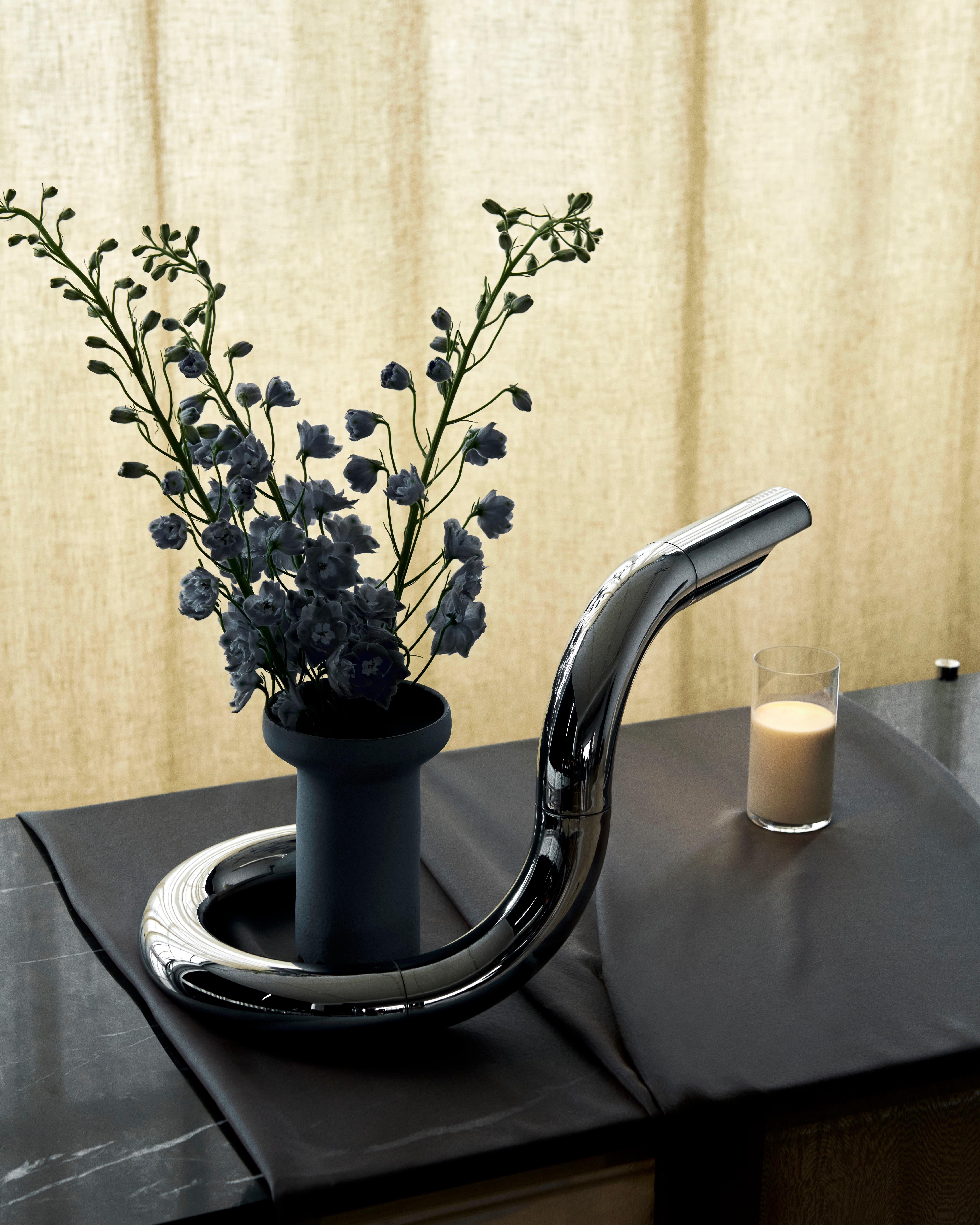 Polished Gianfranco Frattini Aspide Table Lamp Chrome for GUBI For Sale