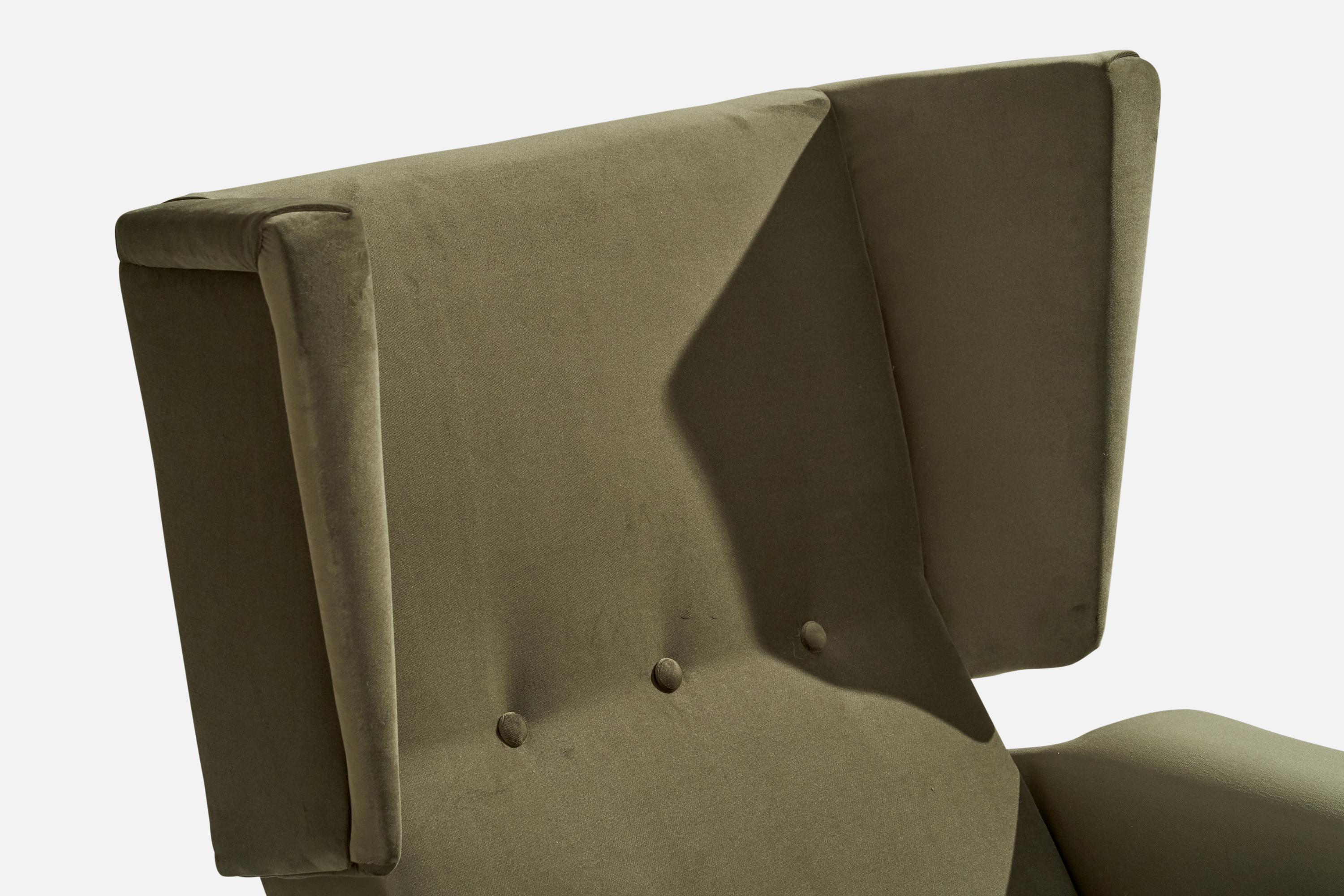 Attribution Gianfranco Frattini, chaise longue, teck, velours, Italie, années 1960 en vente 6
