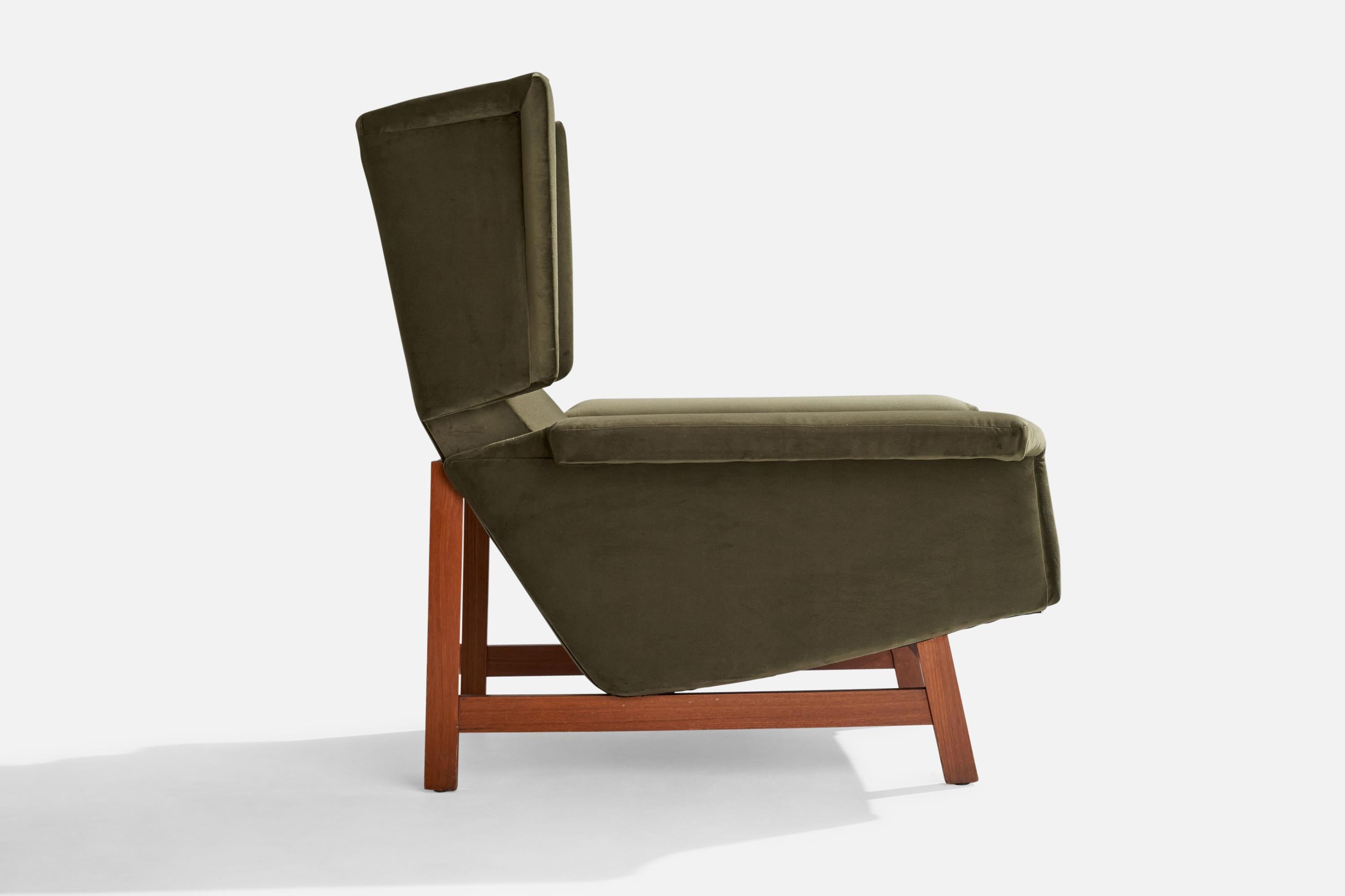 Attribution Gianfranco Frattini, chaise longue, teck, velours, Italie, années 1960 en vente 2