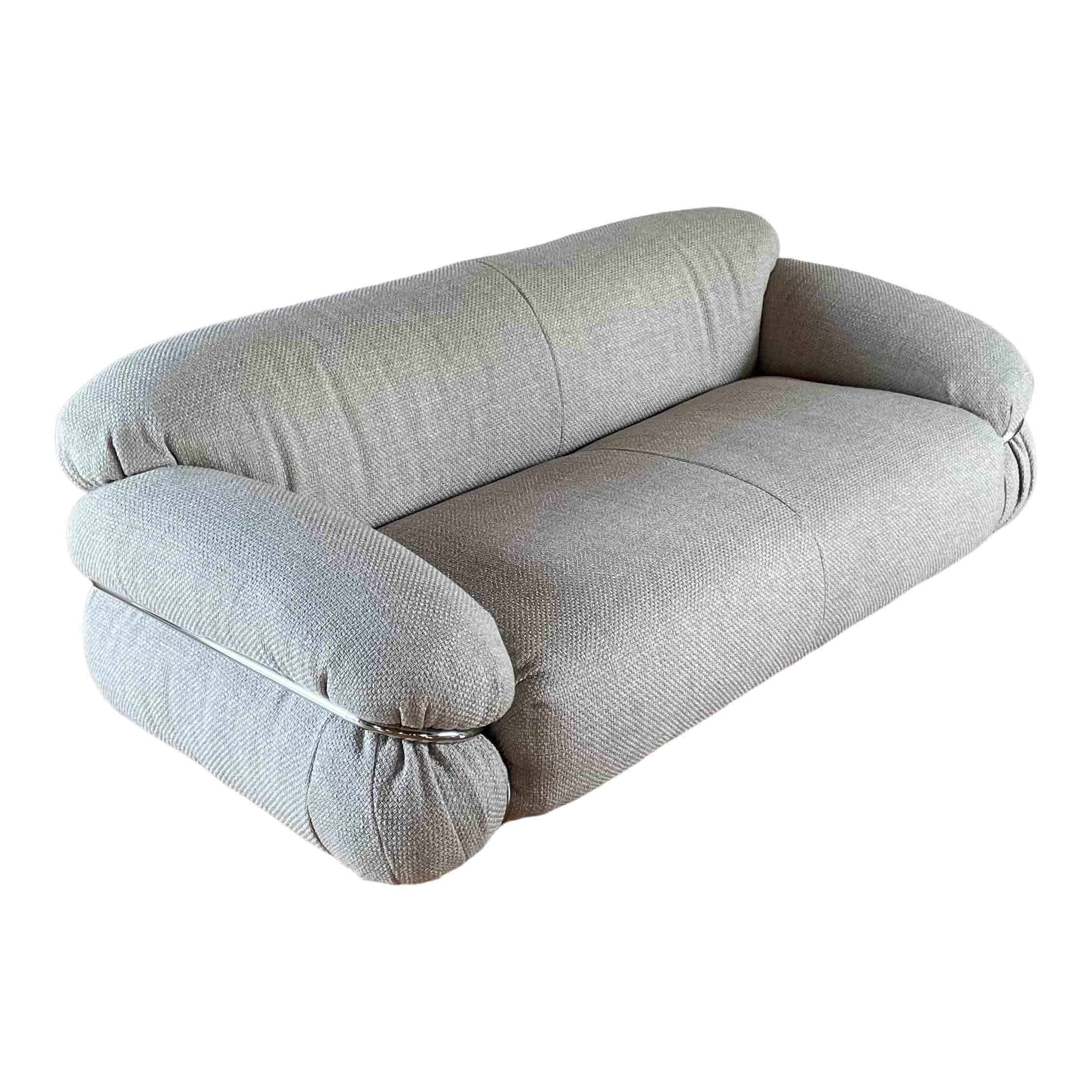 Space Age Gianfranco Frattini Beige Wool Bouclé Sesann Two-Seater Sofa for Cassina, 1972 For Sale