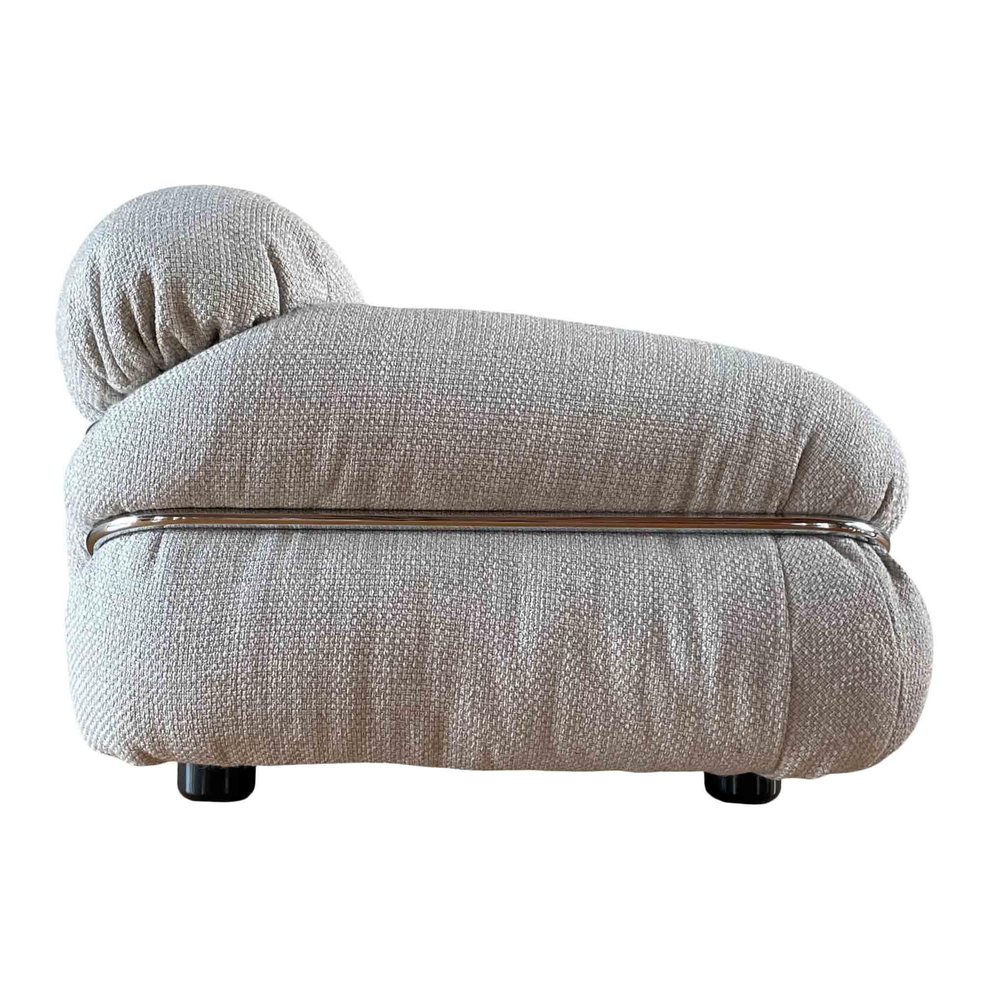 Gianfranco Frattini Beige Wool Bouclé Sesann Two-Seater Sofa for Cassina, 1972 In Good Condition For Sale In Vicenza, IT